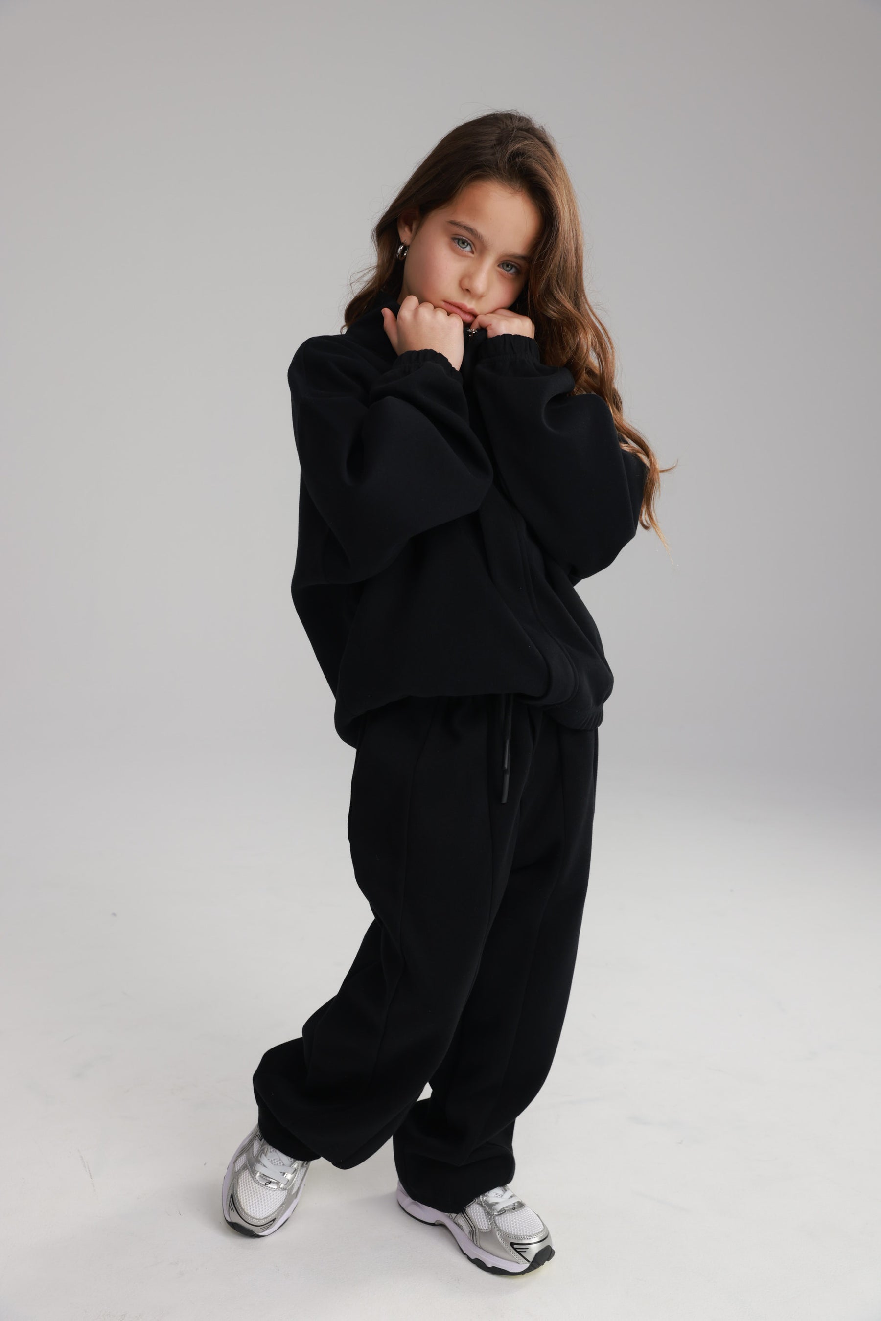 חליפת אינס שחורה