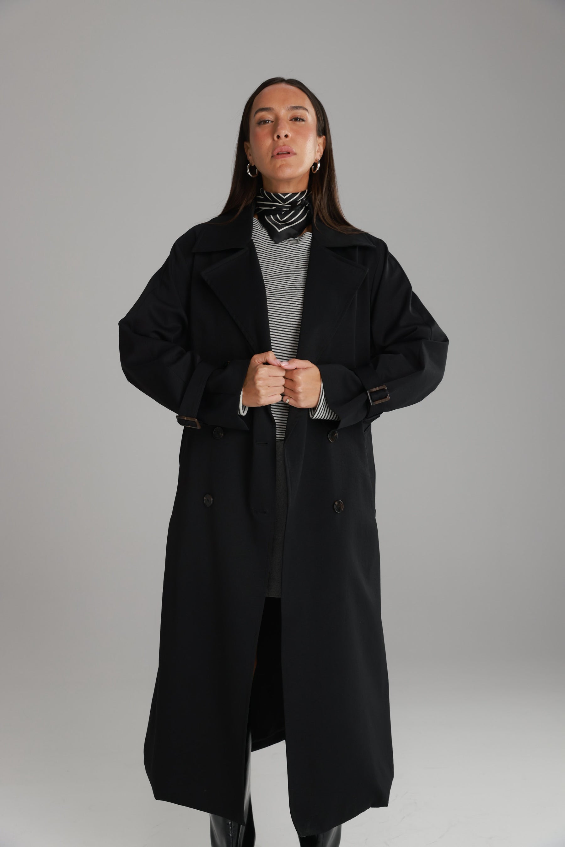 טרנץ' מייק שחור