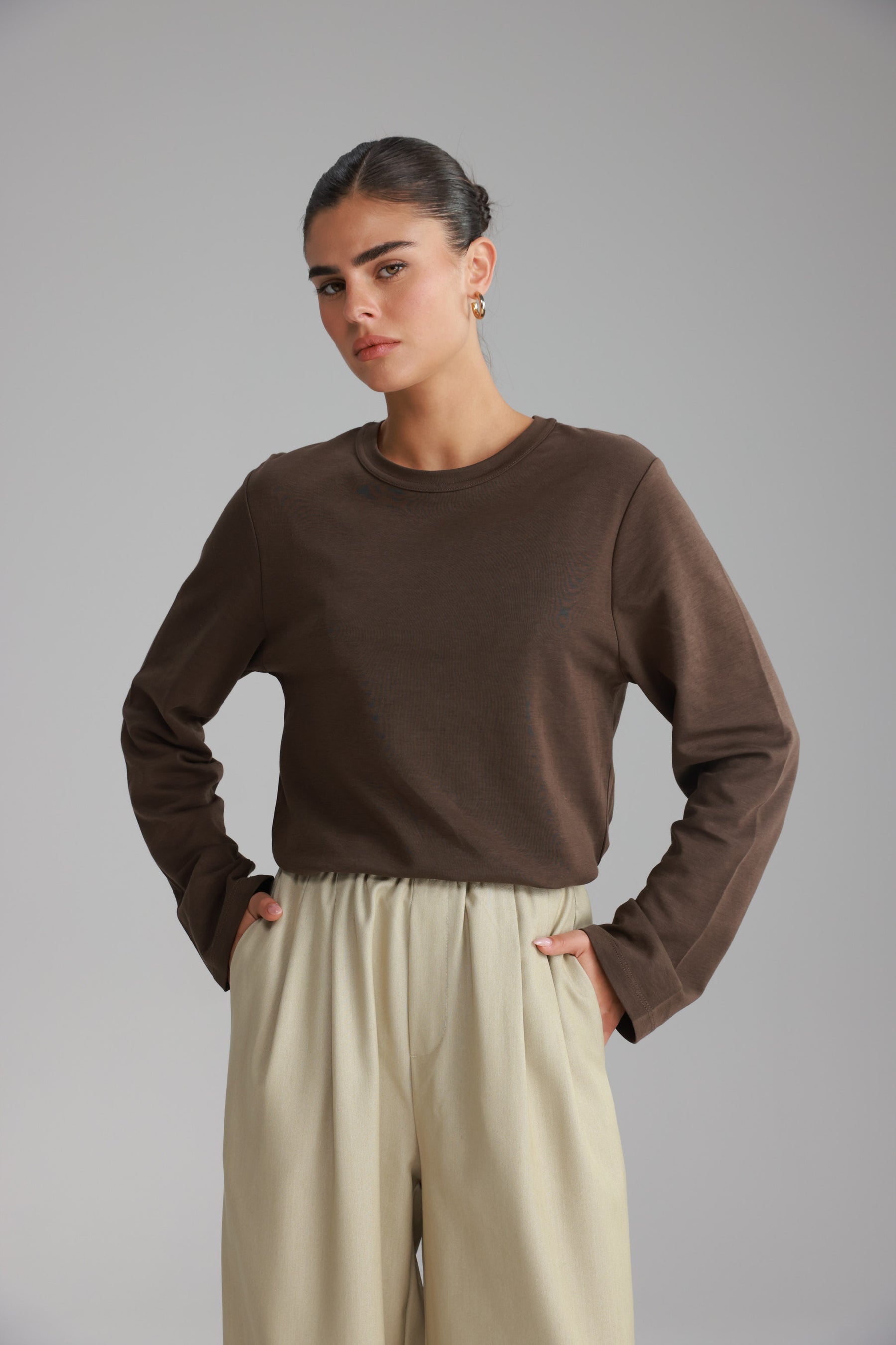 חולצת רורי חום כהה