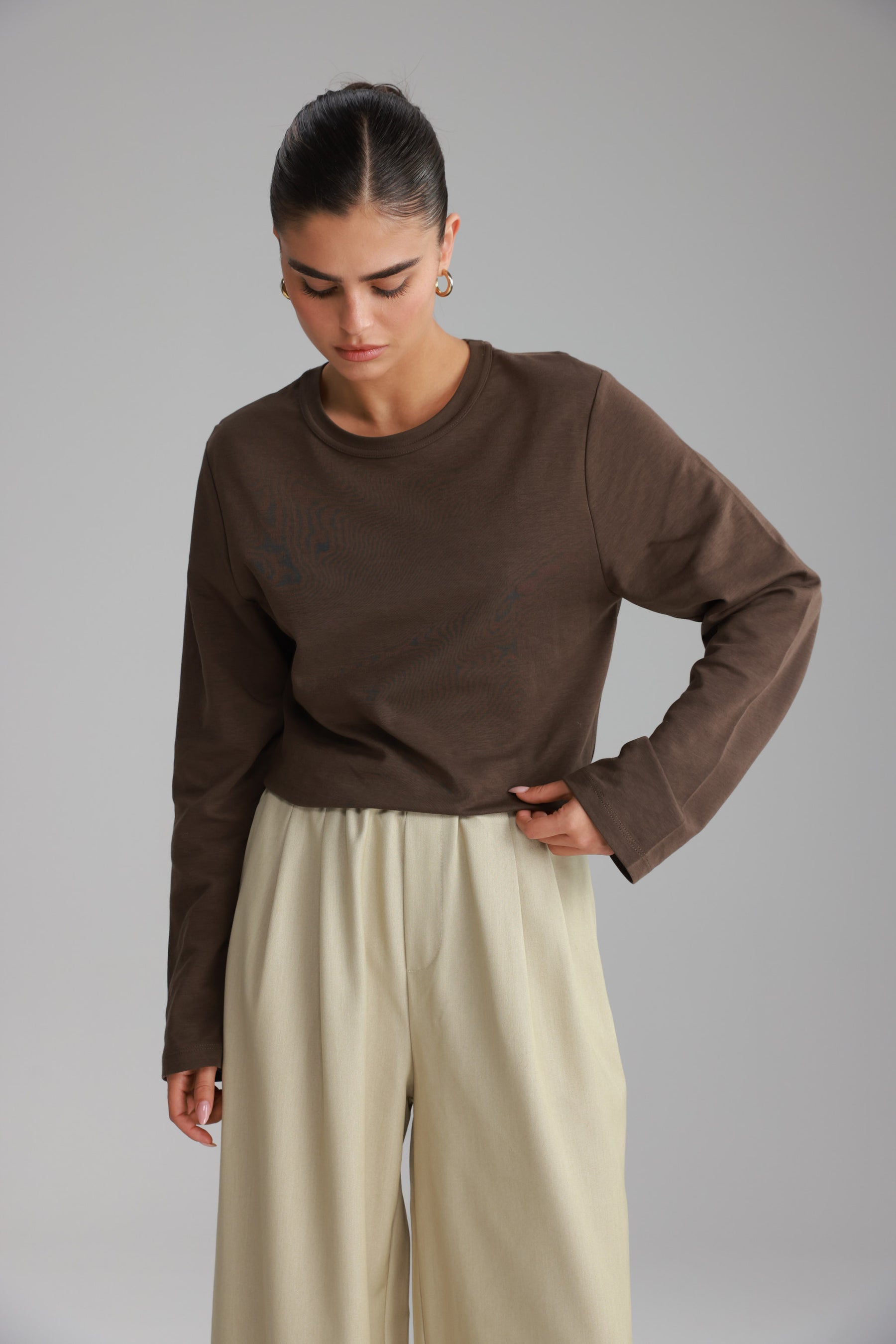 חולצת רורי חום כהה