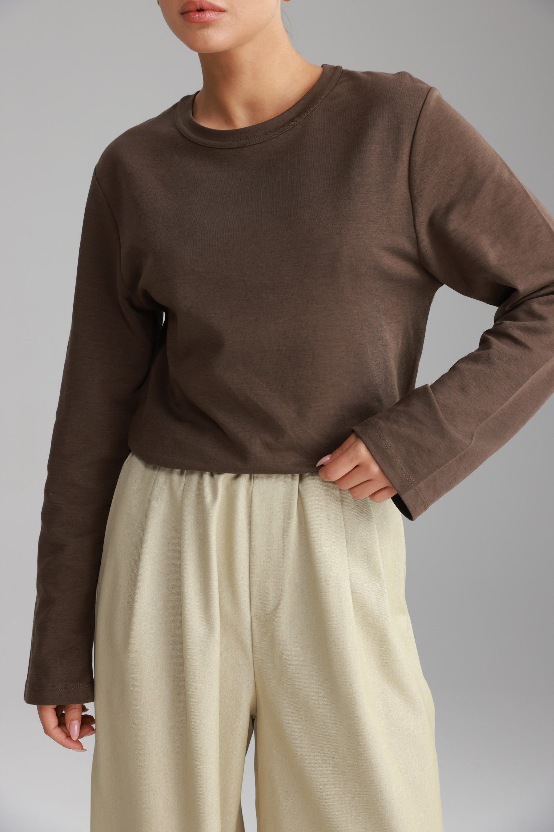 חולצת רורי חום כהה