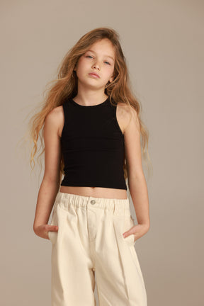 גופיית אנאלי שחורה