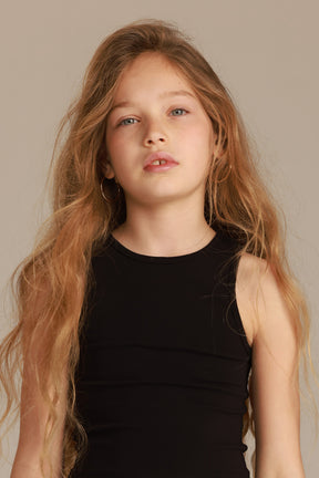 גופיית אנאלי שחורה