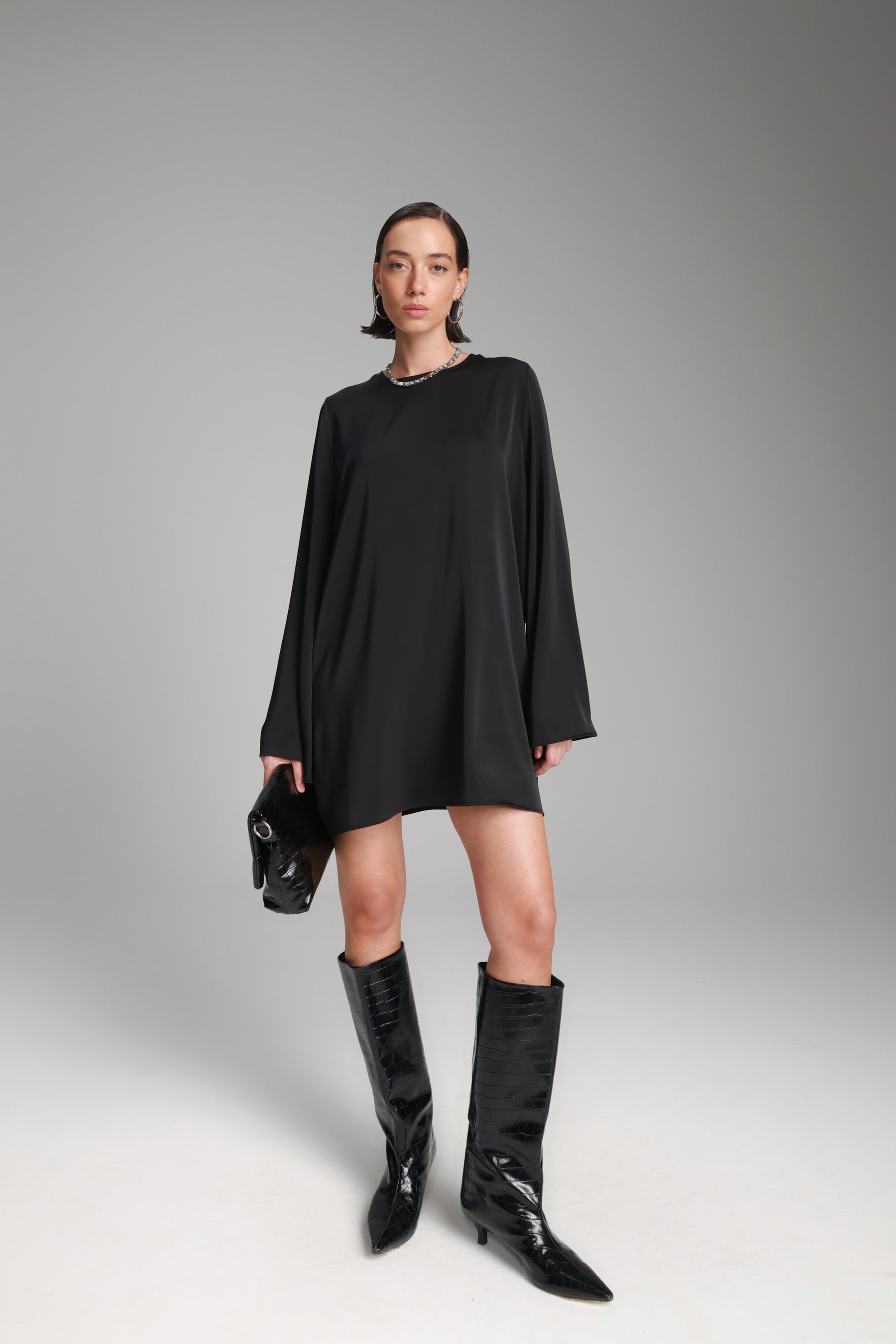 שמלת אודרי שחורה