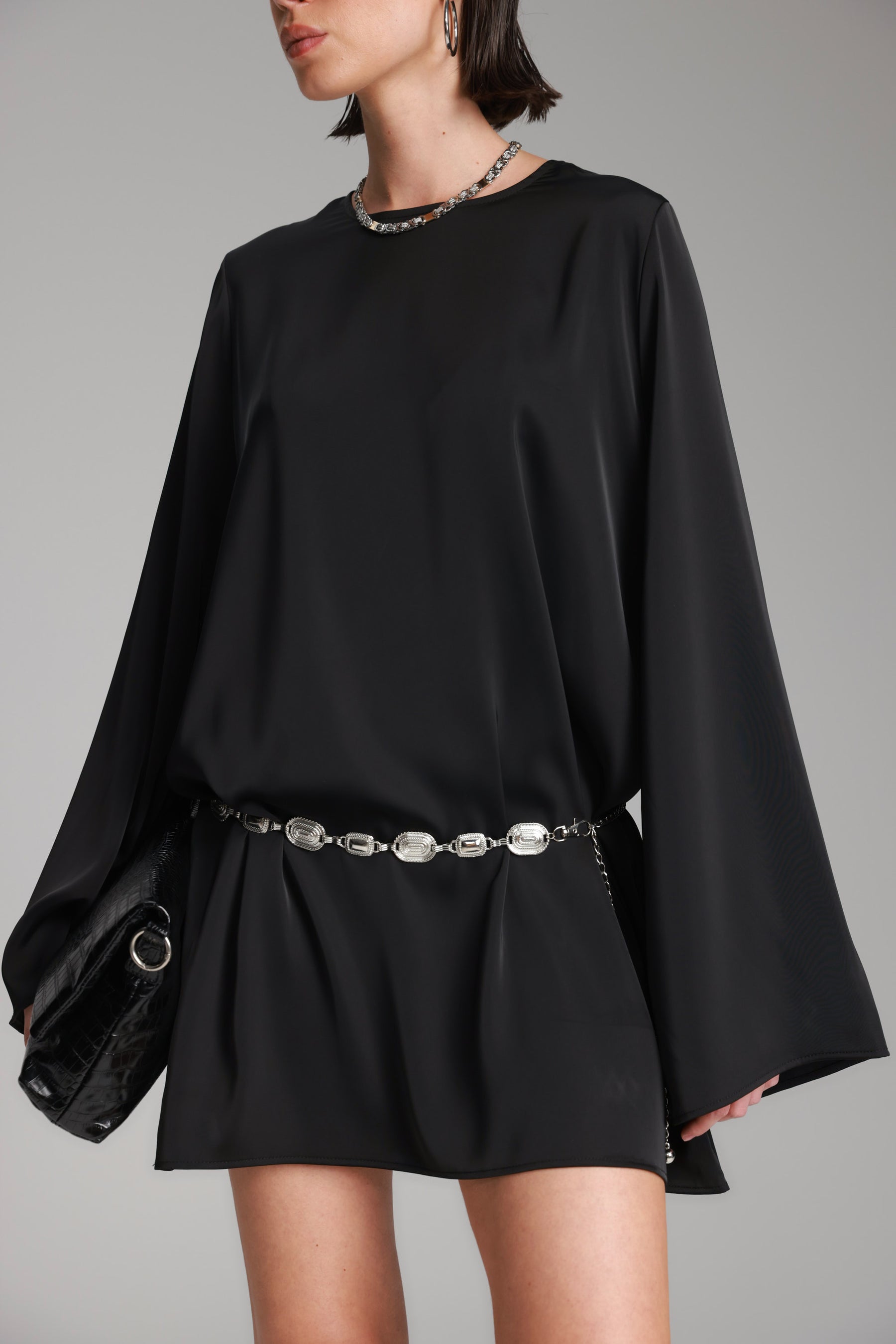 שמלת אודרי שחורה