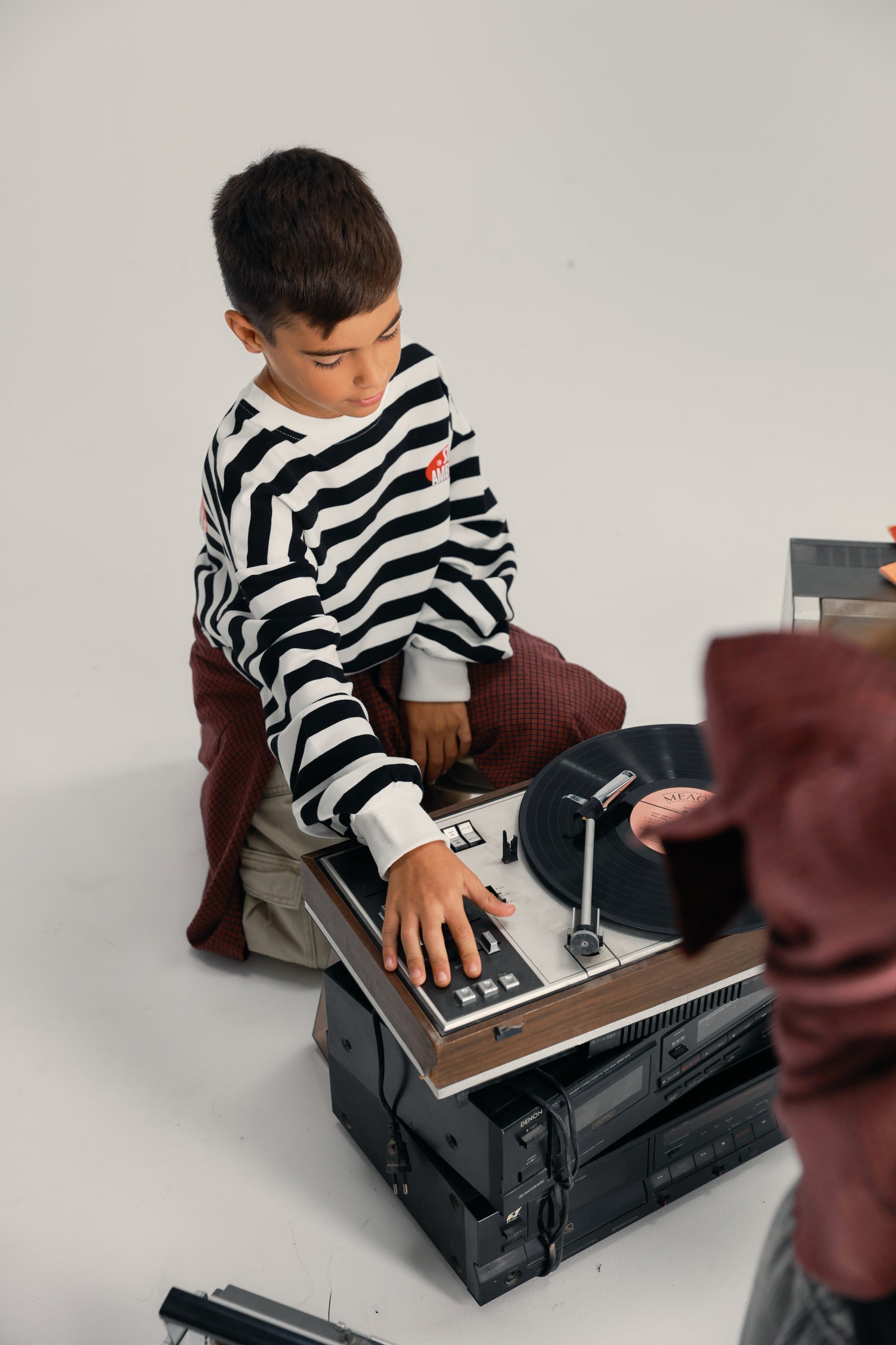 סוויטשירט נילסון פסים שחור/לבן