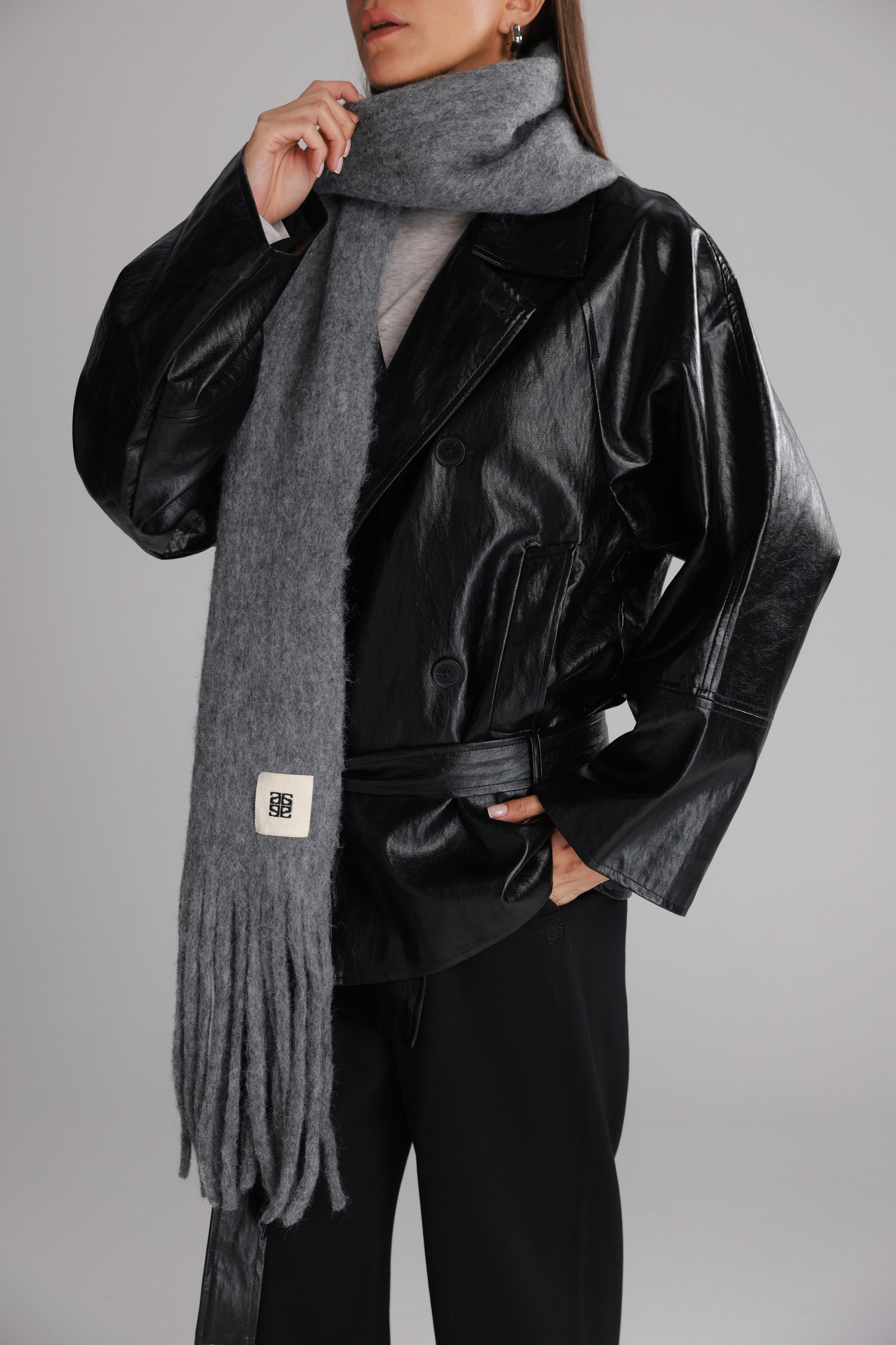 צעיף ננסי אפור