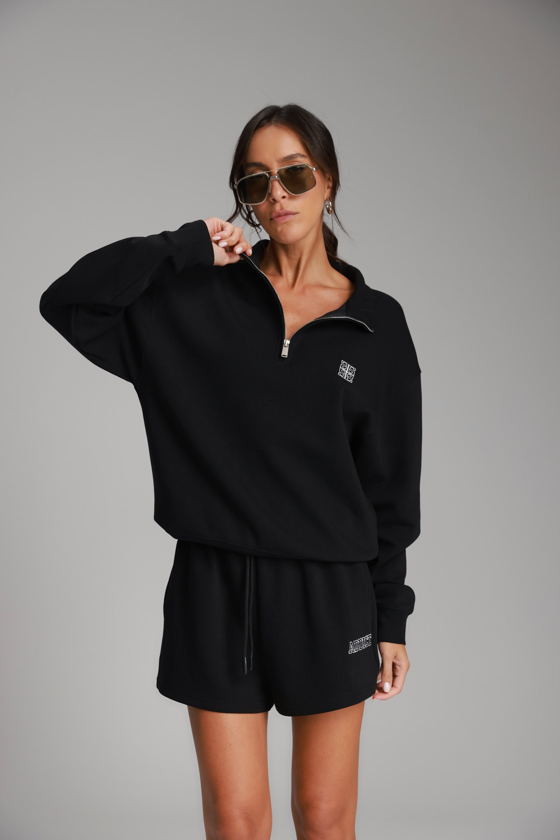 חליפת לאיה שחור