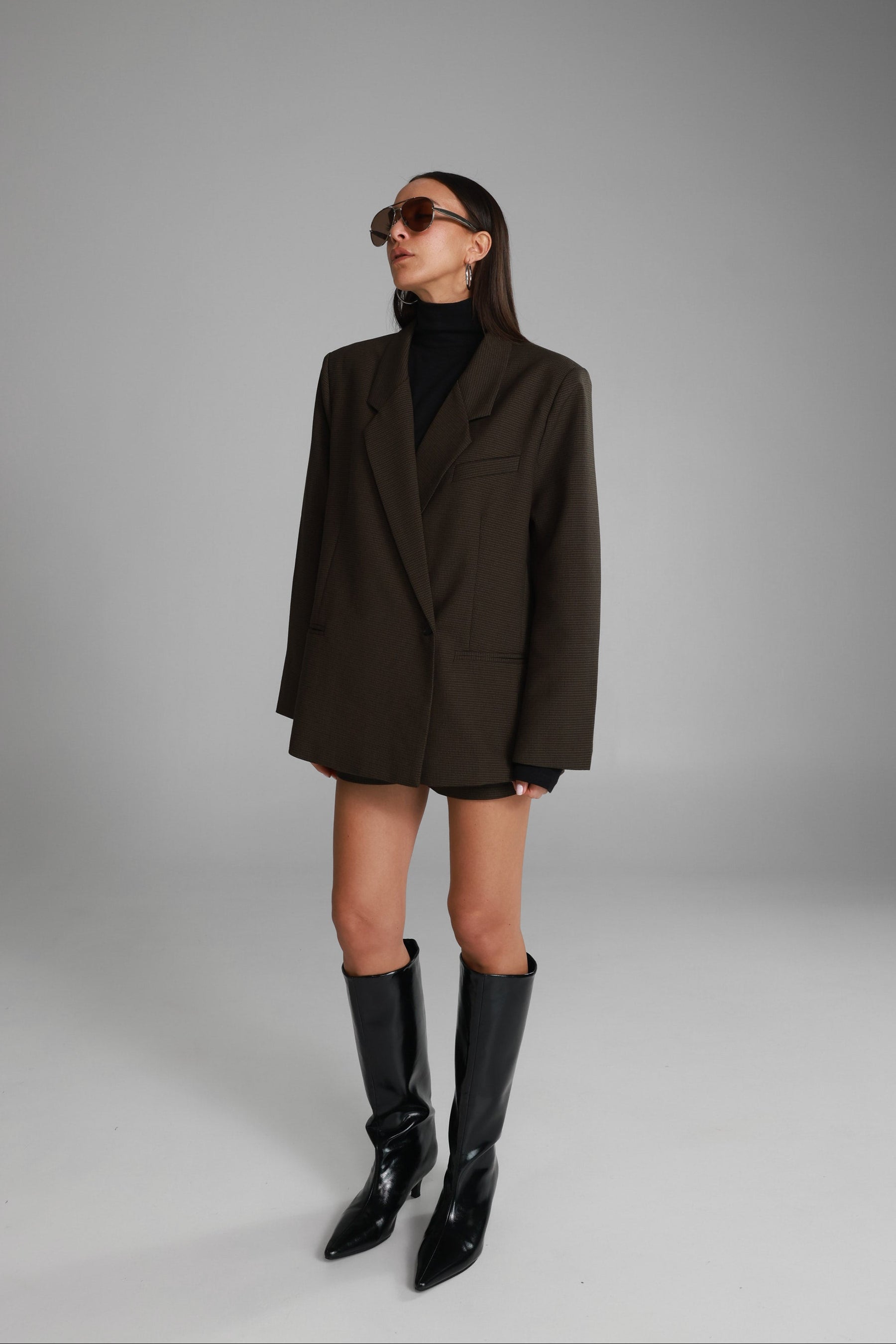 בלייזר הנרי משובץ