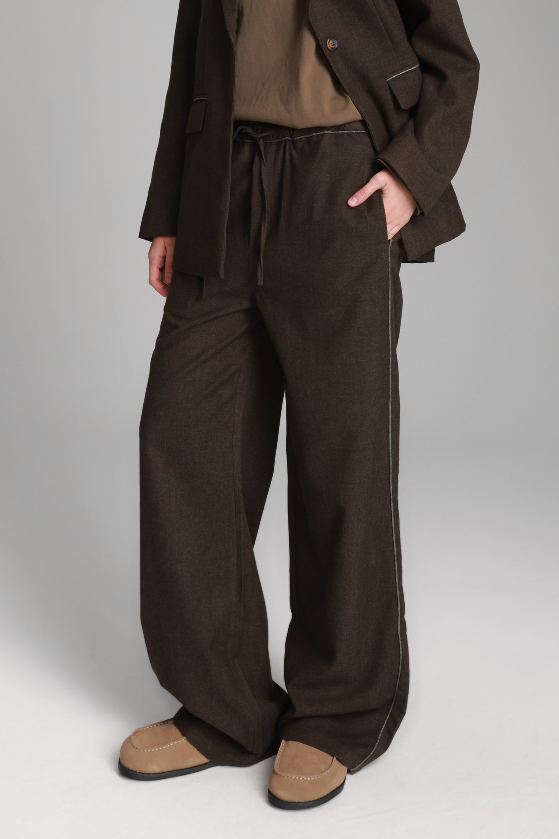 מכנסי איליי חומים