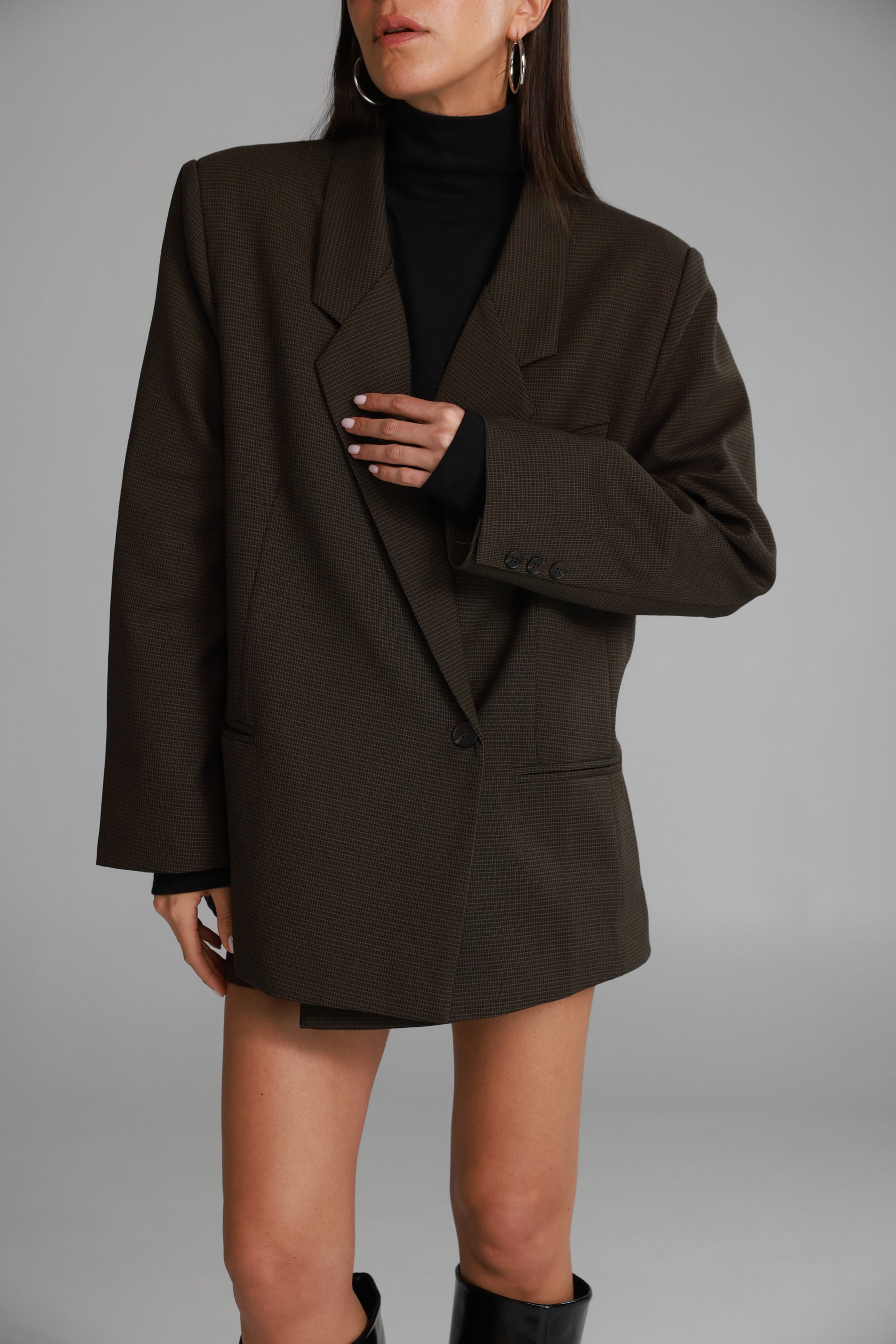 בלייזר הנרי משובץ