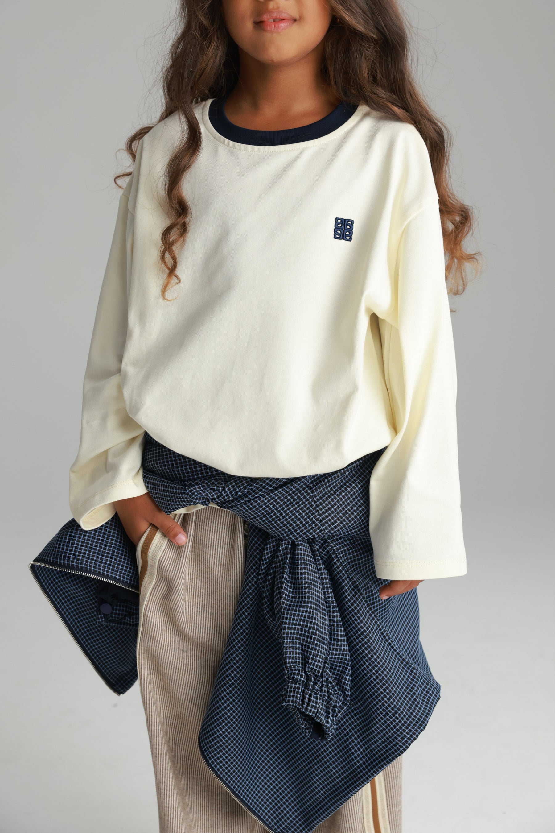 חולצת פייל שמנת