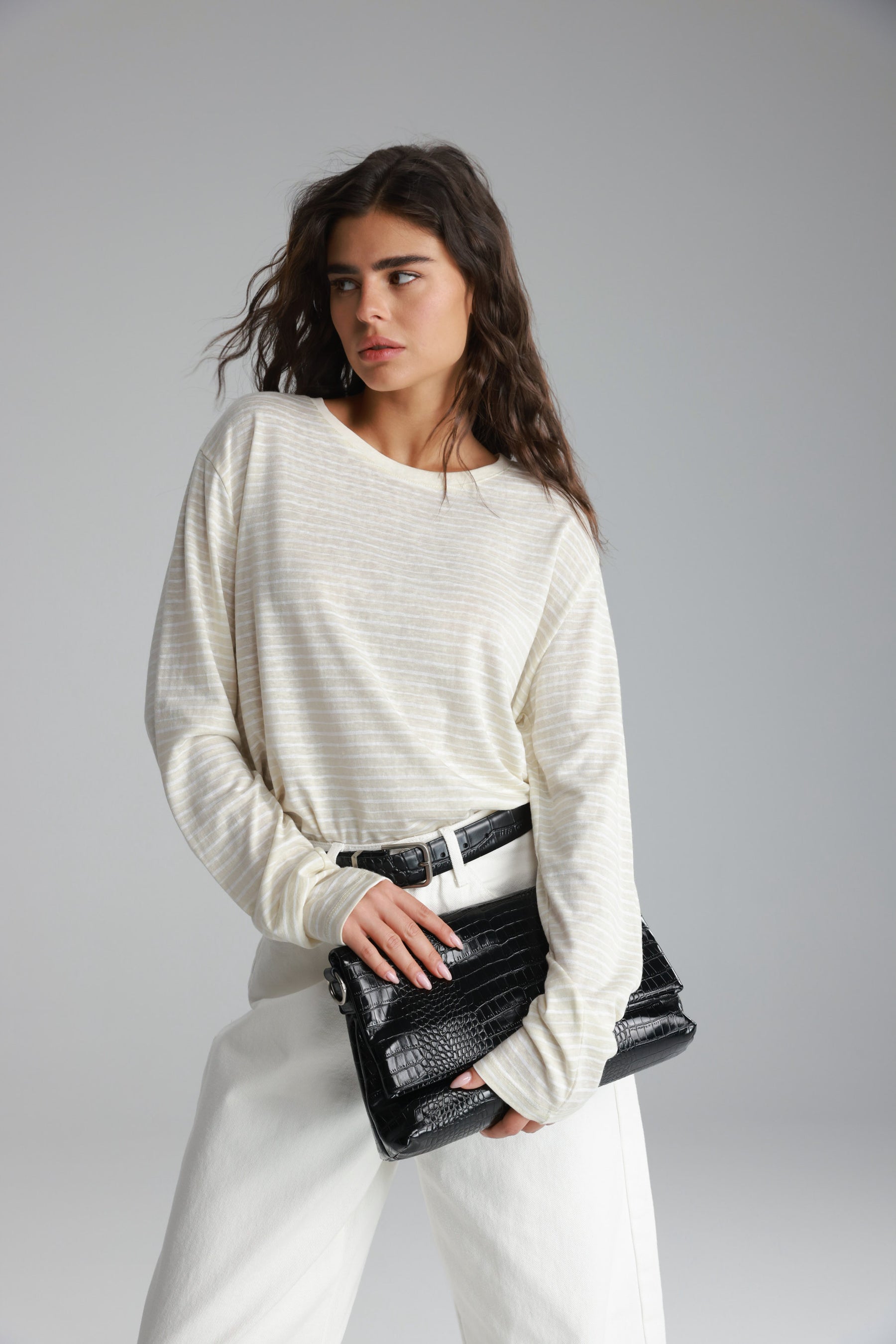 חולצת מורנה פסים שמנת/לבן