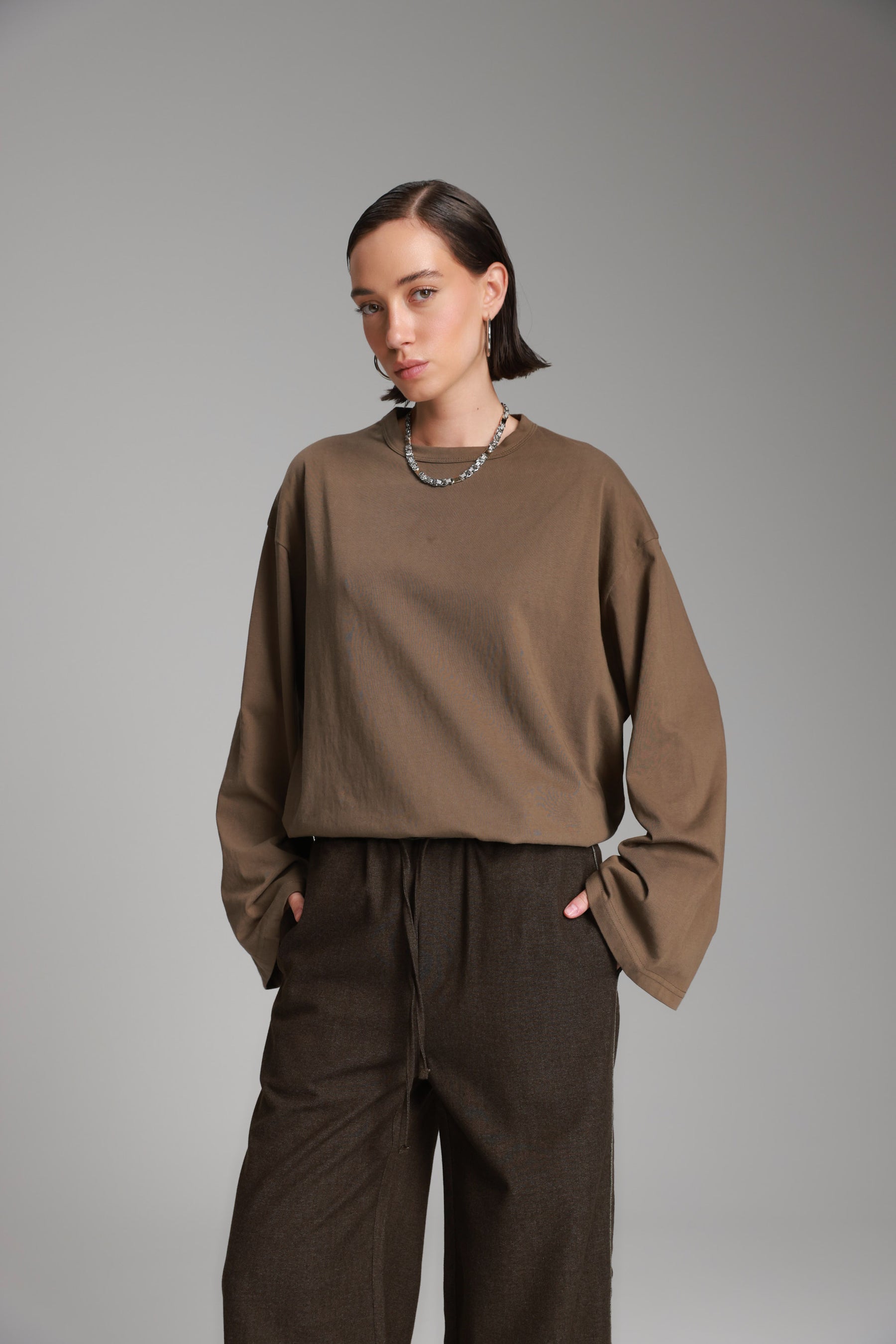 חולצת נדיה חומה