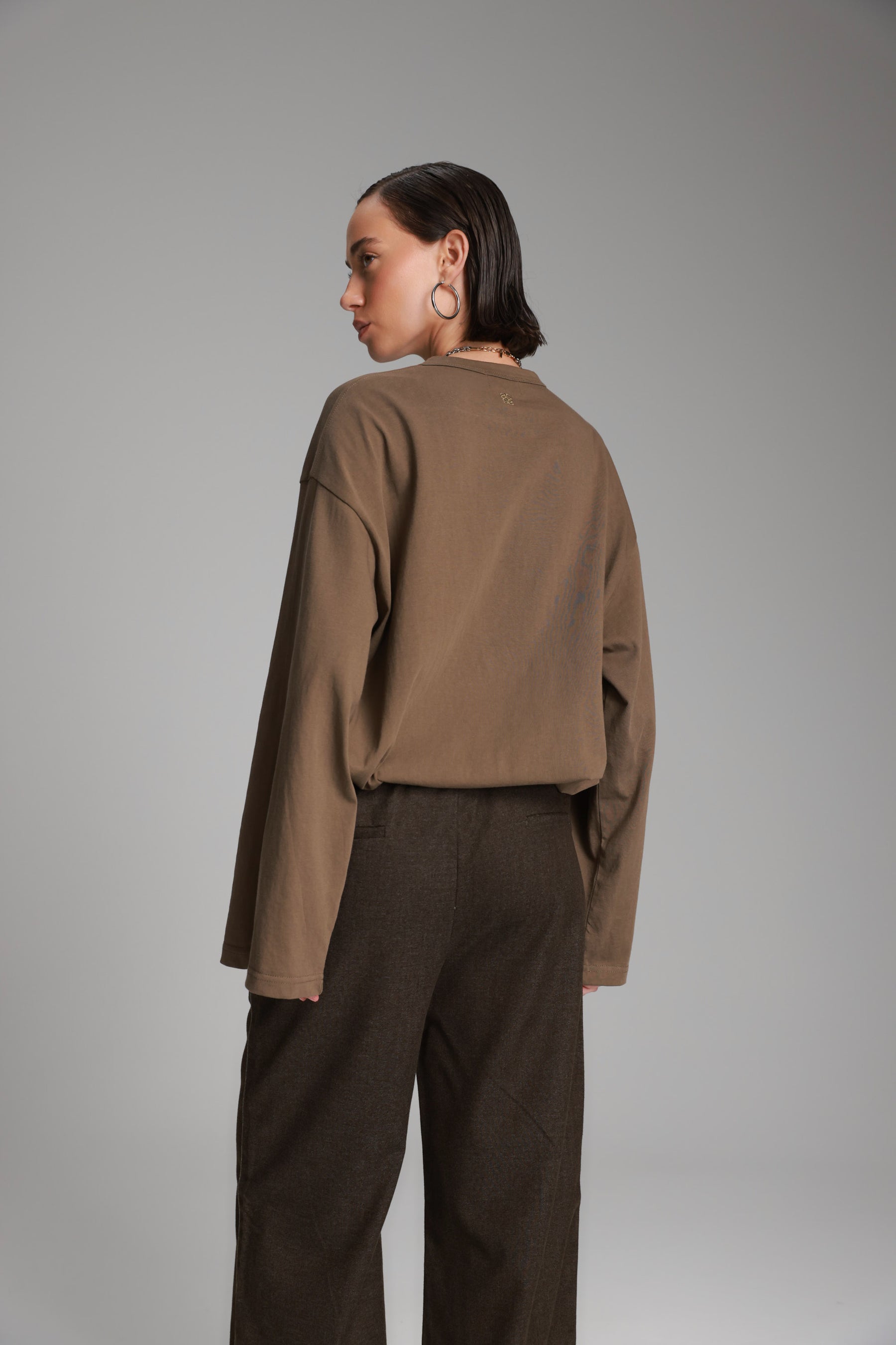 חולצת נדיה חומה