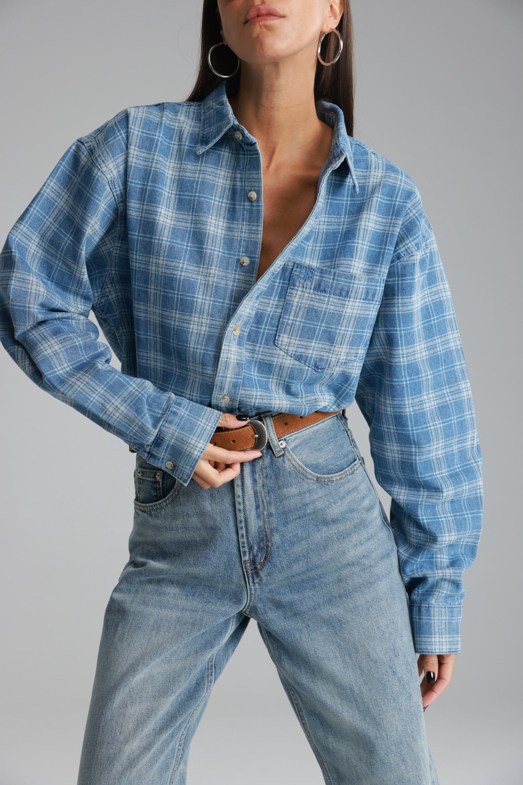 חולצת ג'וי מכופתרת ג'ינס כחול בהיר