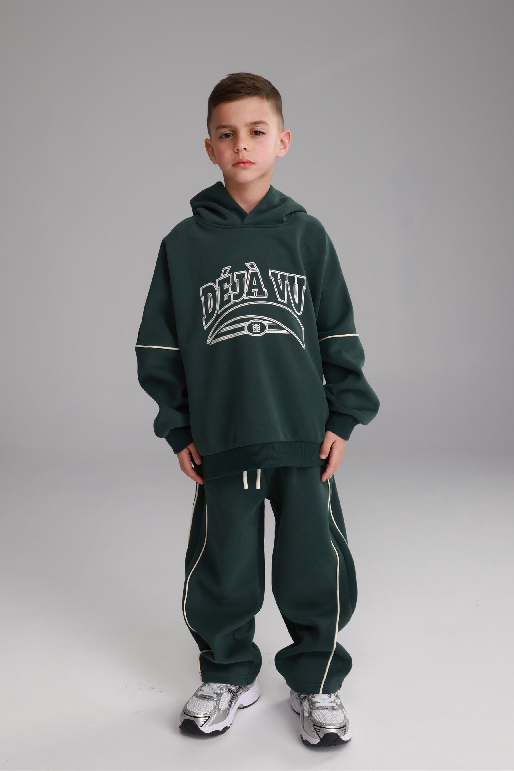 חליפת ניקו ירוקה