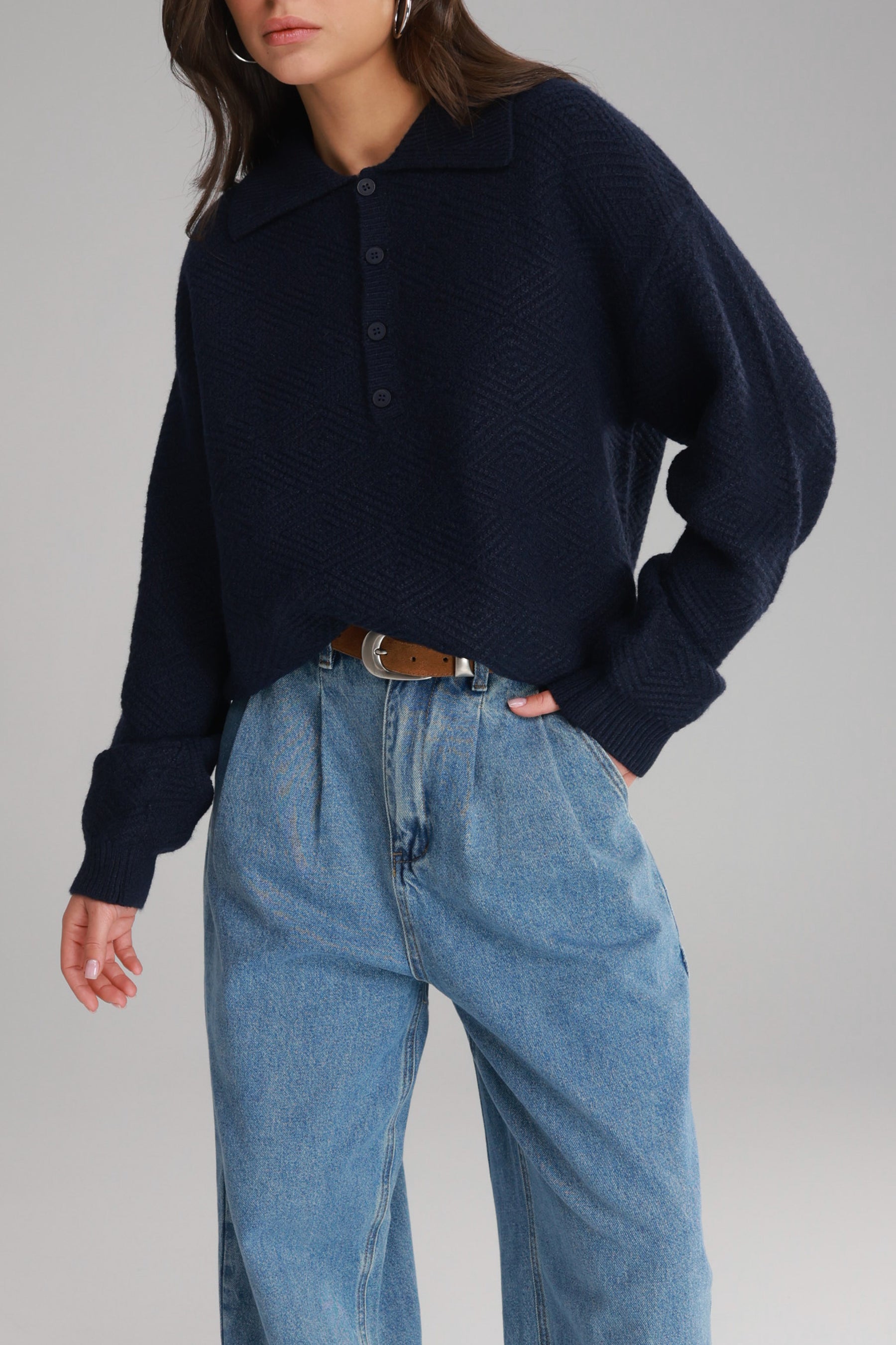 סוודר נורדי נייבי