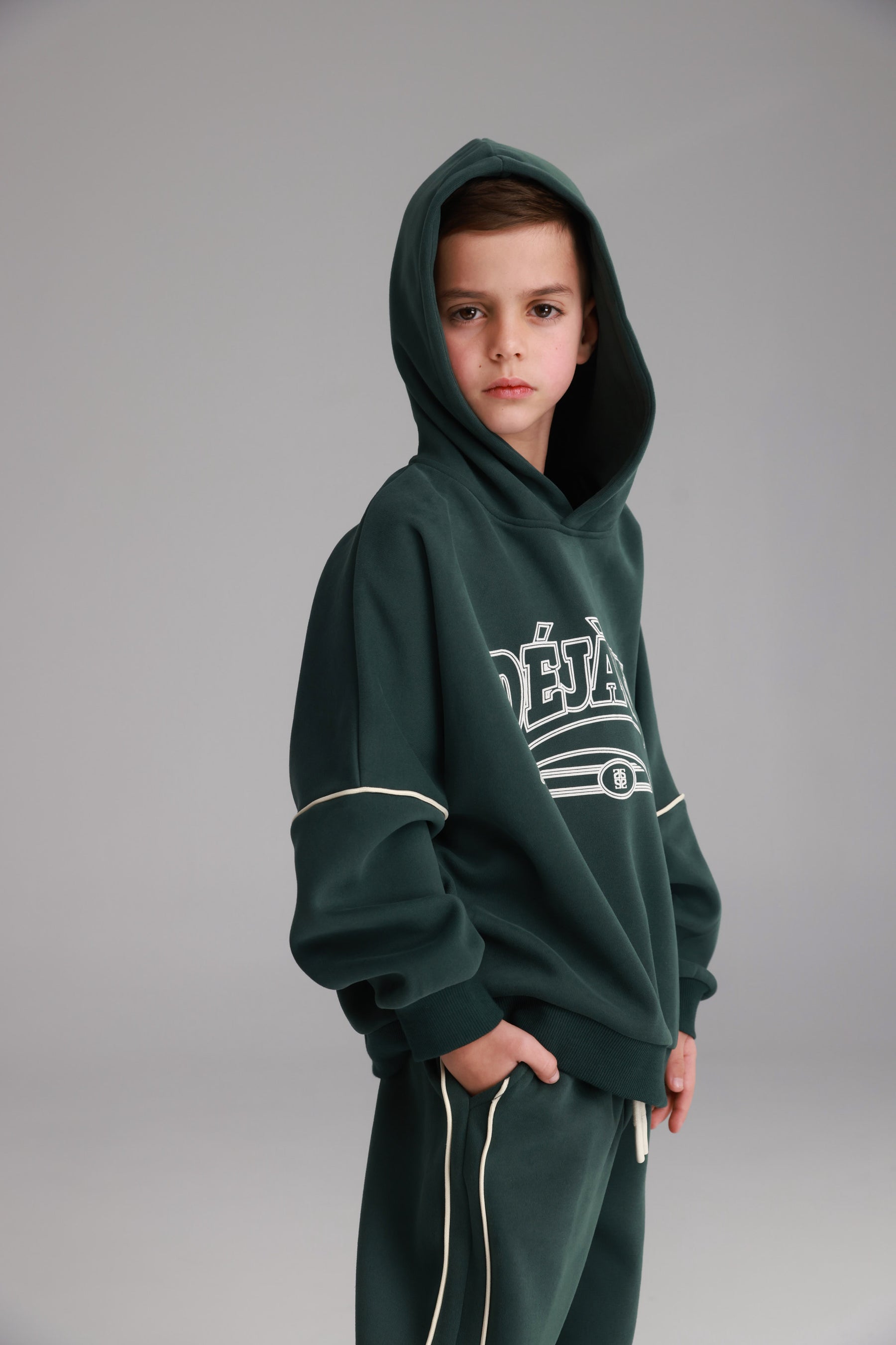 חליפת ניקו ירוקה