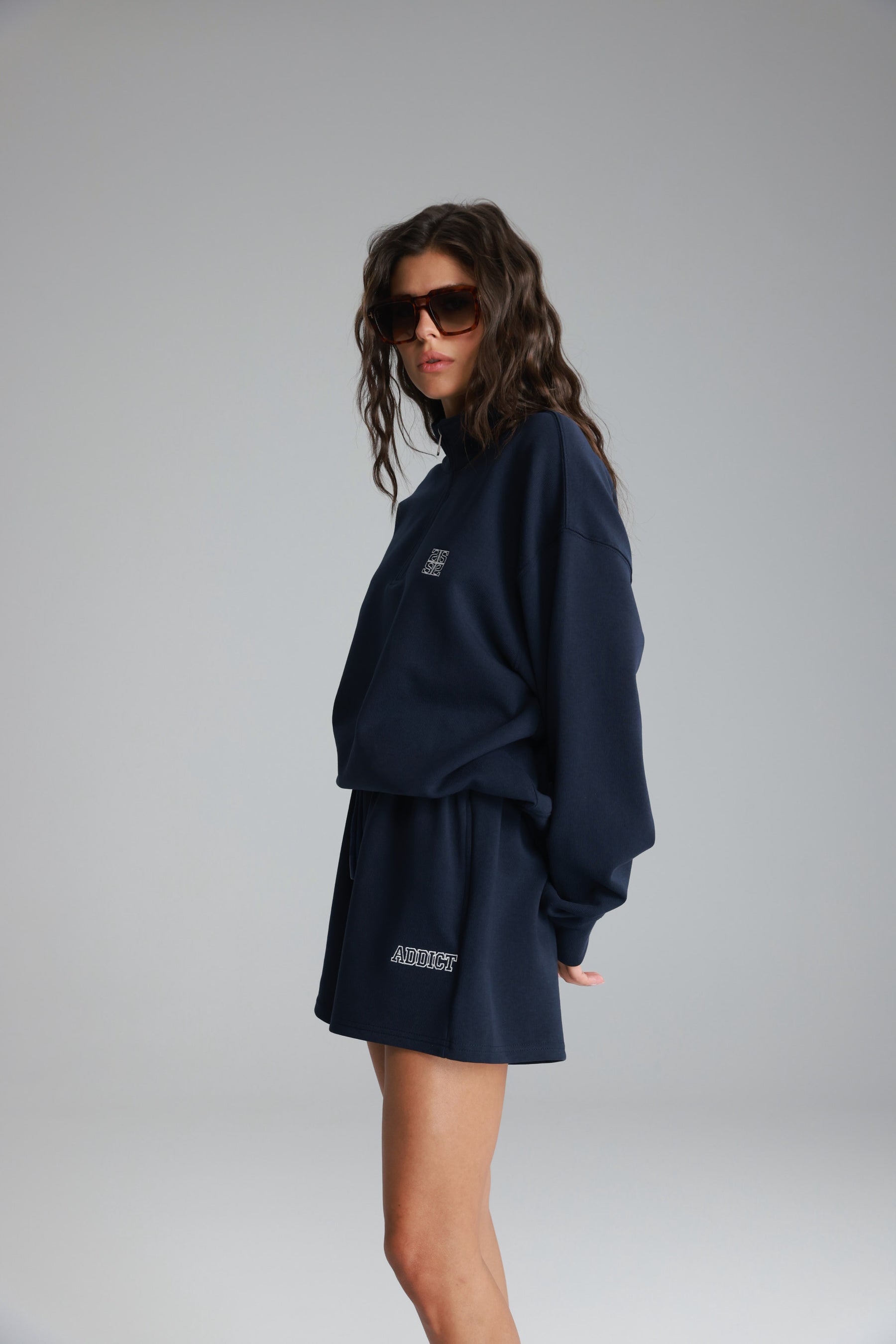 חליפת לאיה נייבי