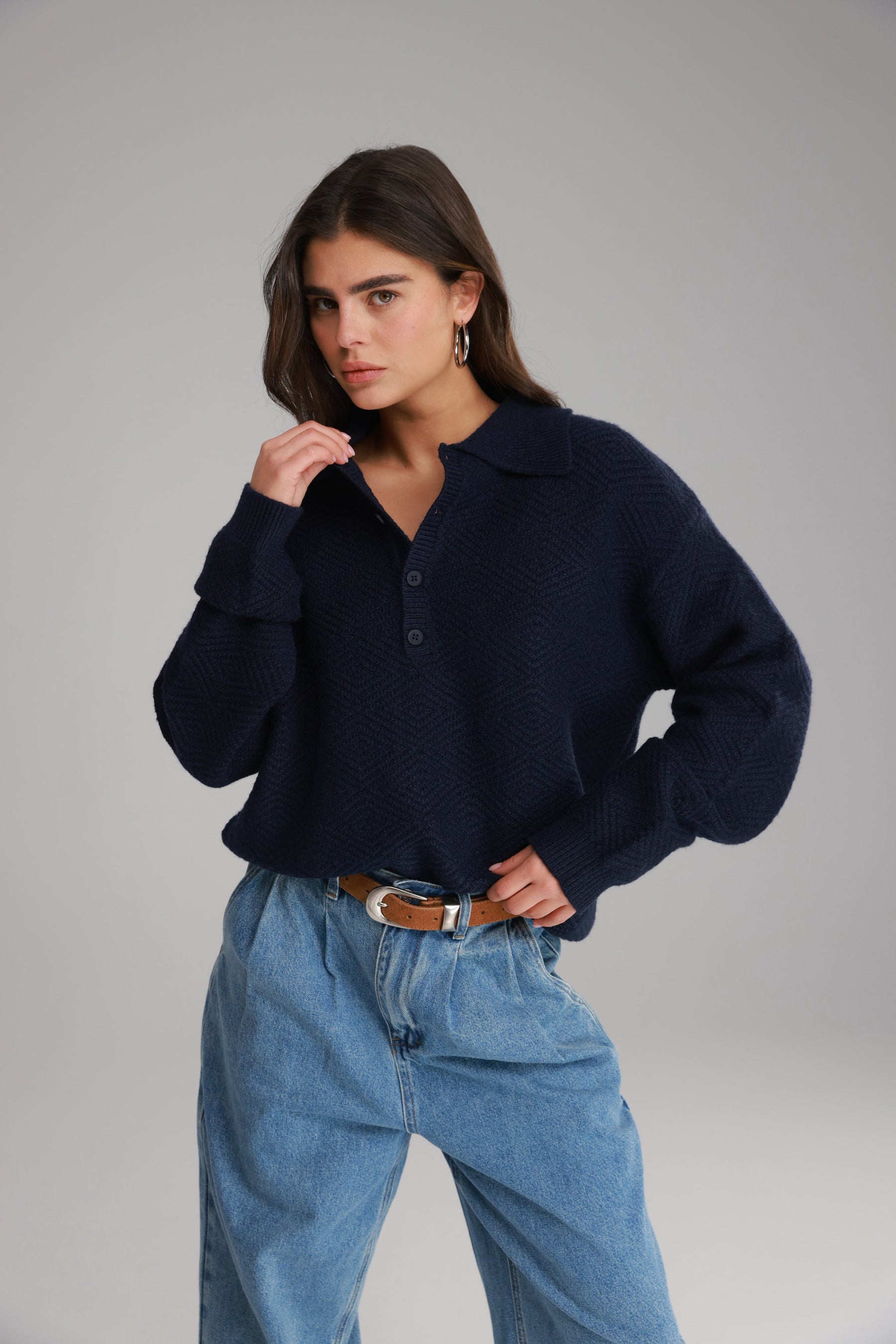 סוודר נורדי נייבי