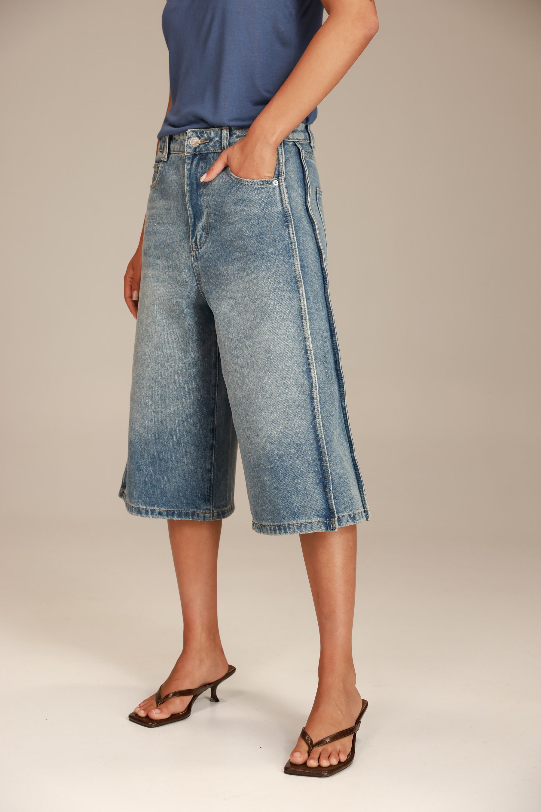 ג'ינס נאמס כחול