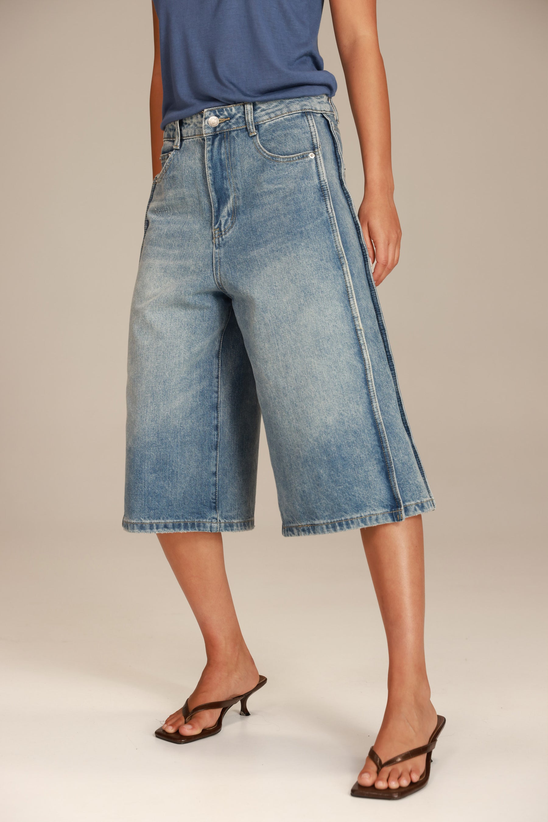 ג'ינס נאמס כחול