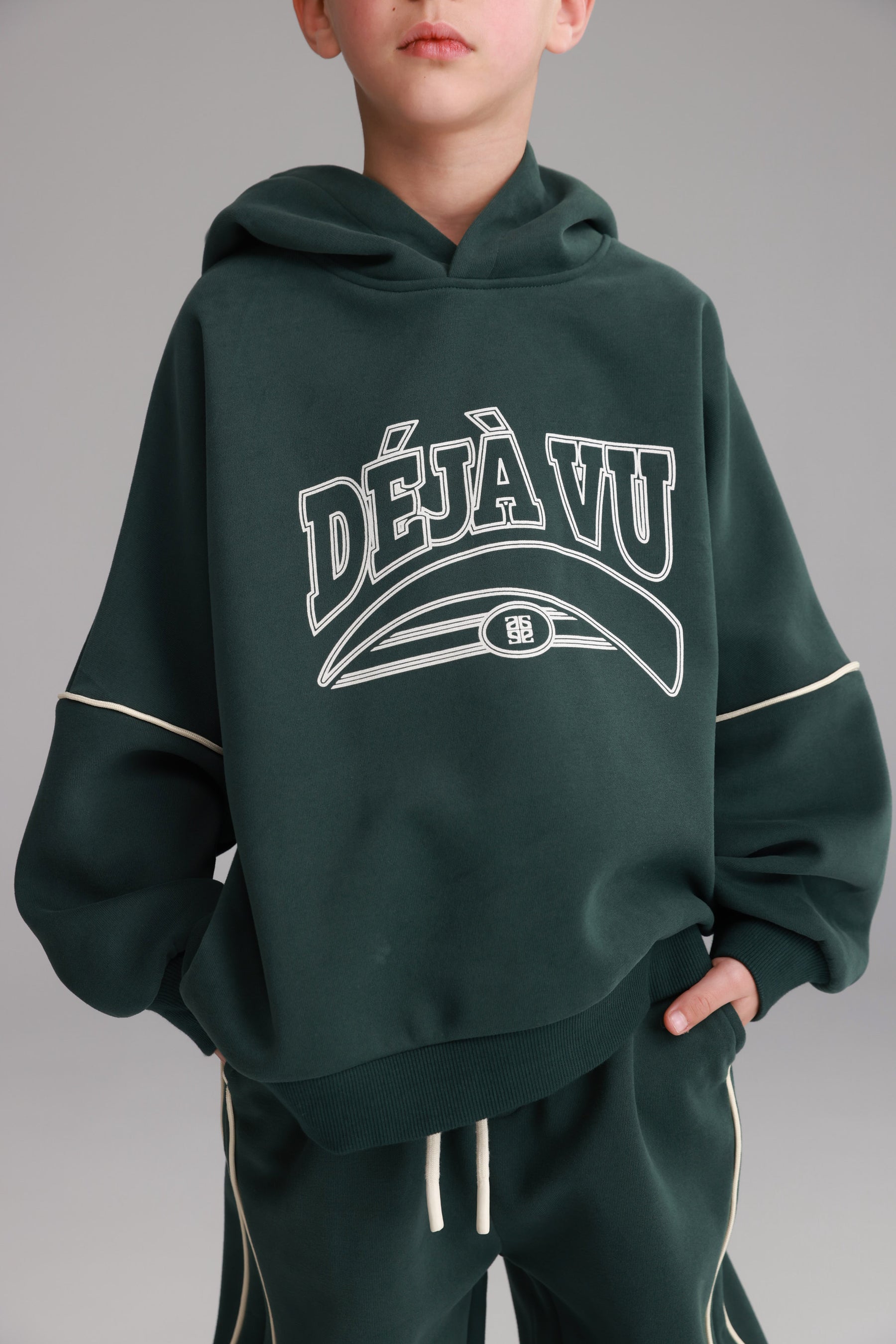 חליפת ניקו ירוקה