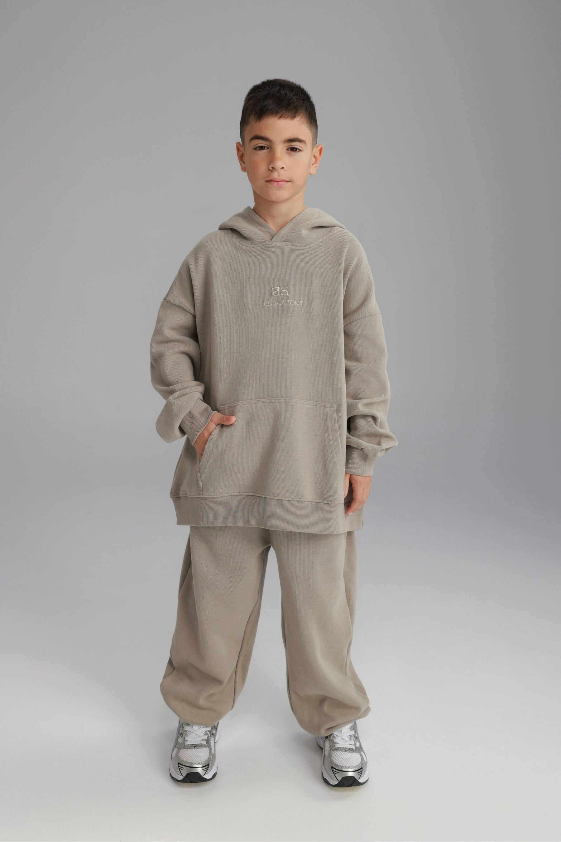 חליפת סלינה חאקי