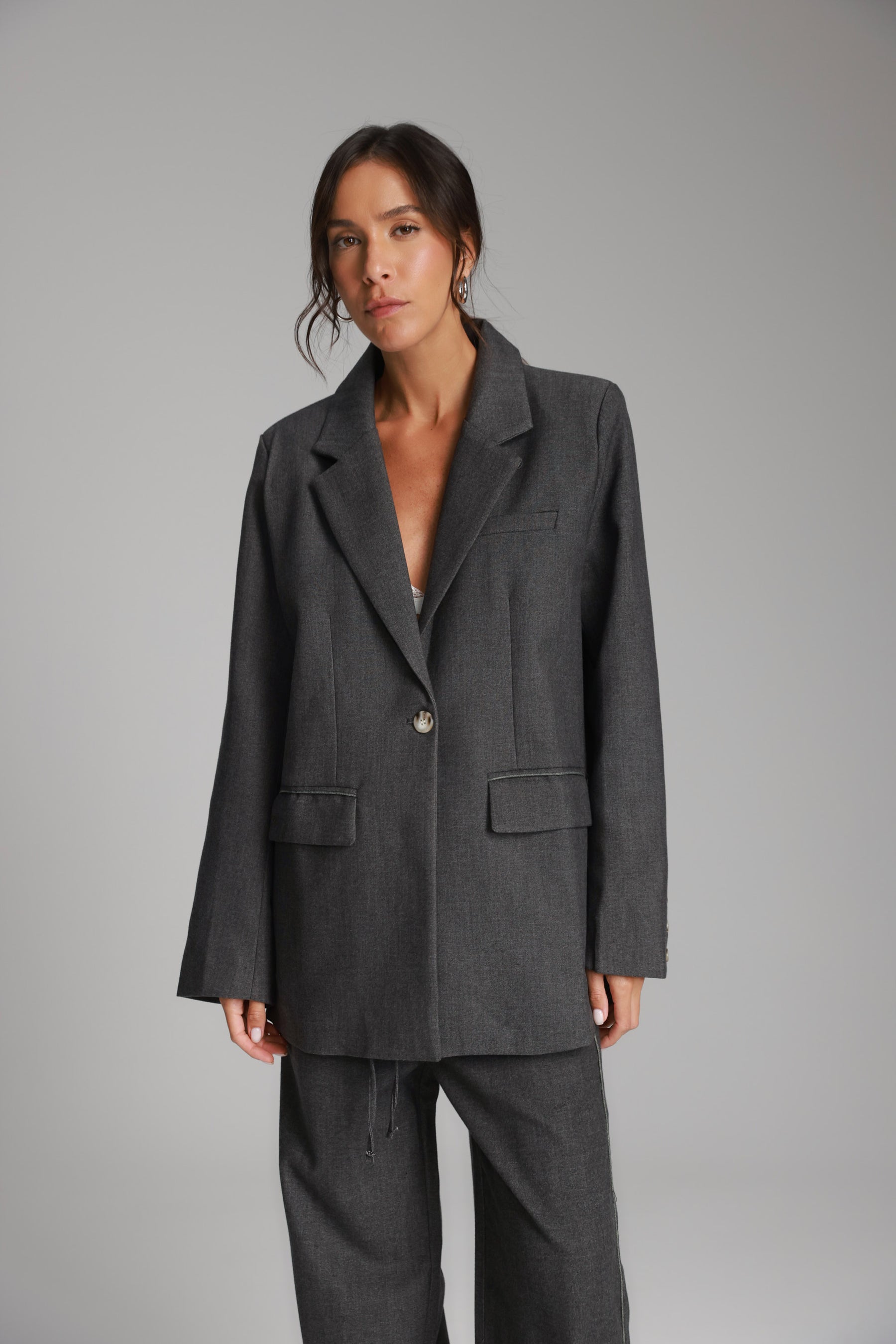 בלייזר איליי אפור