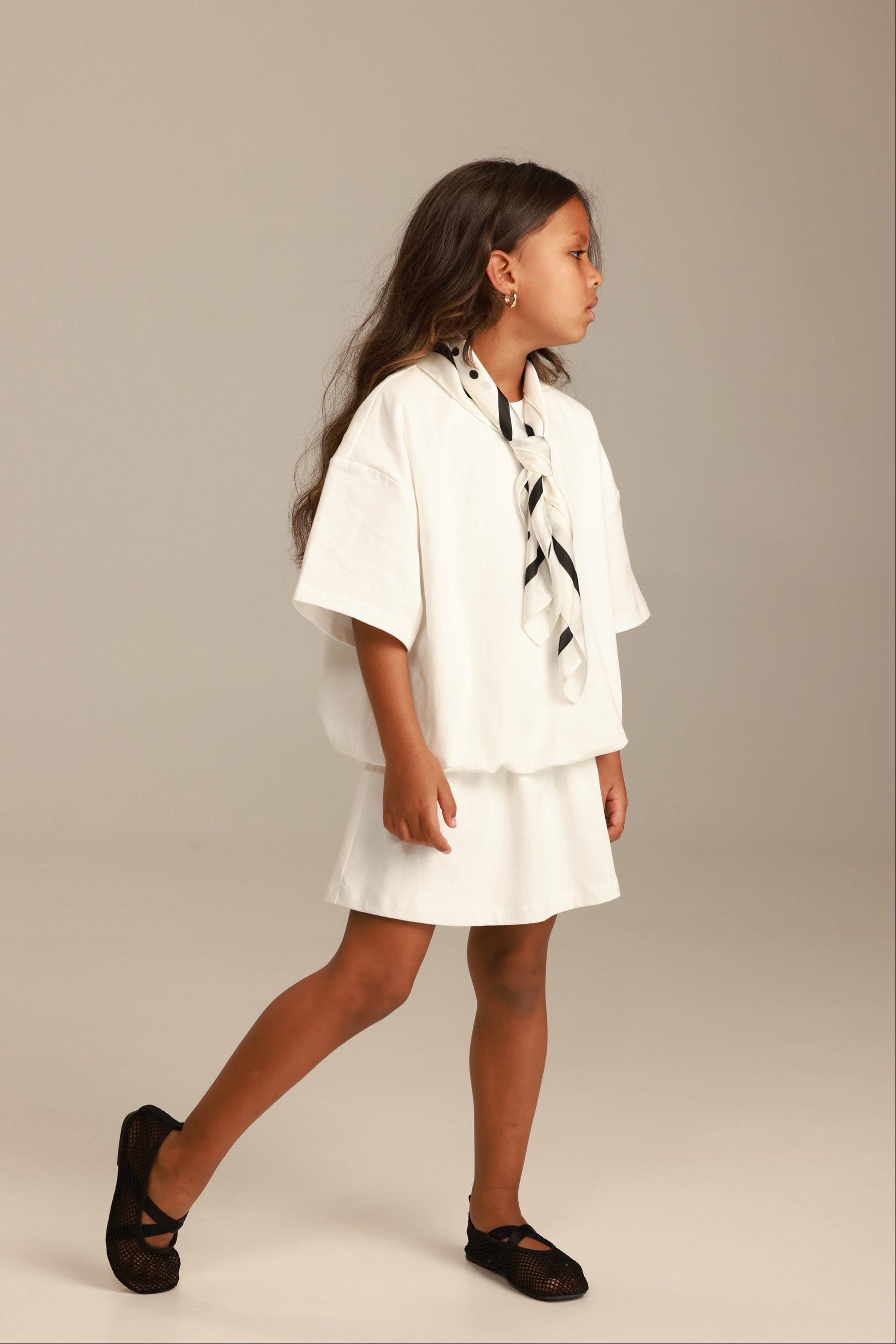 שמלת ארניקה לבנה