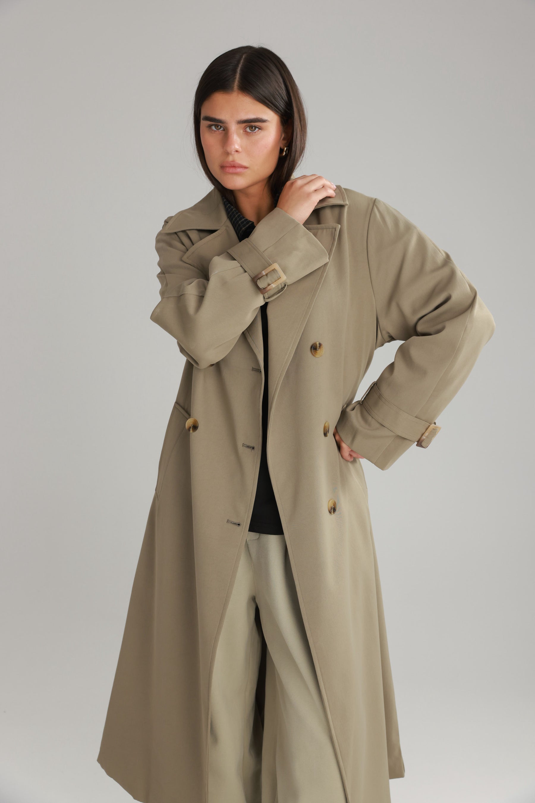 טרנץ' מייק חאקי