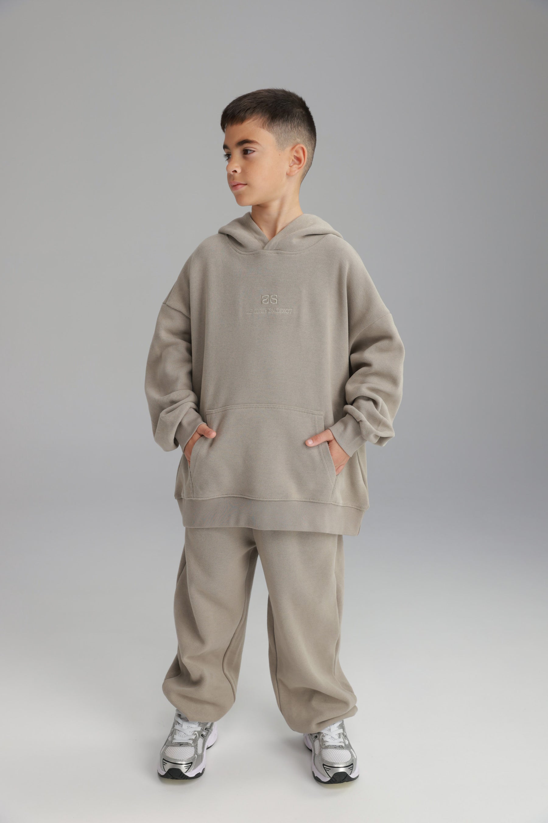 חליפת סלינה חאקי