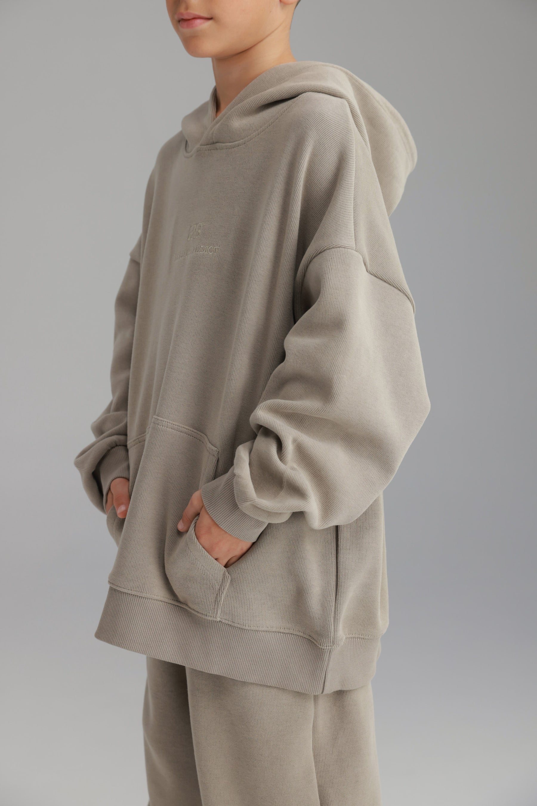 חליפת סלינה חאקי