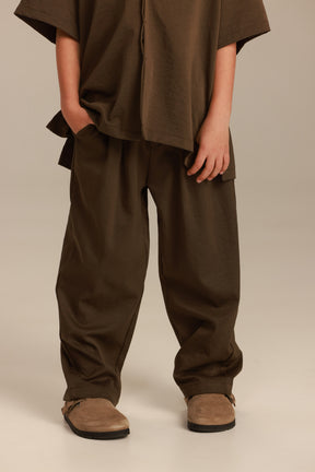 חליפת ג'וזי חומה