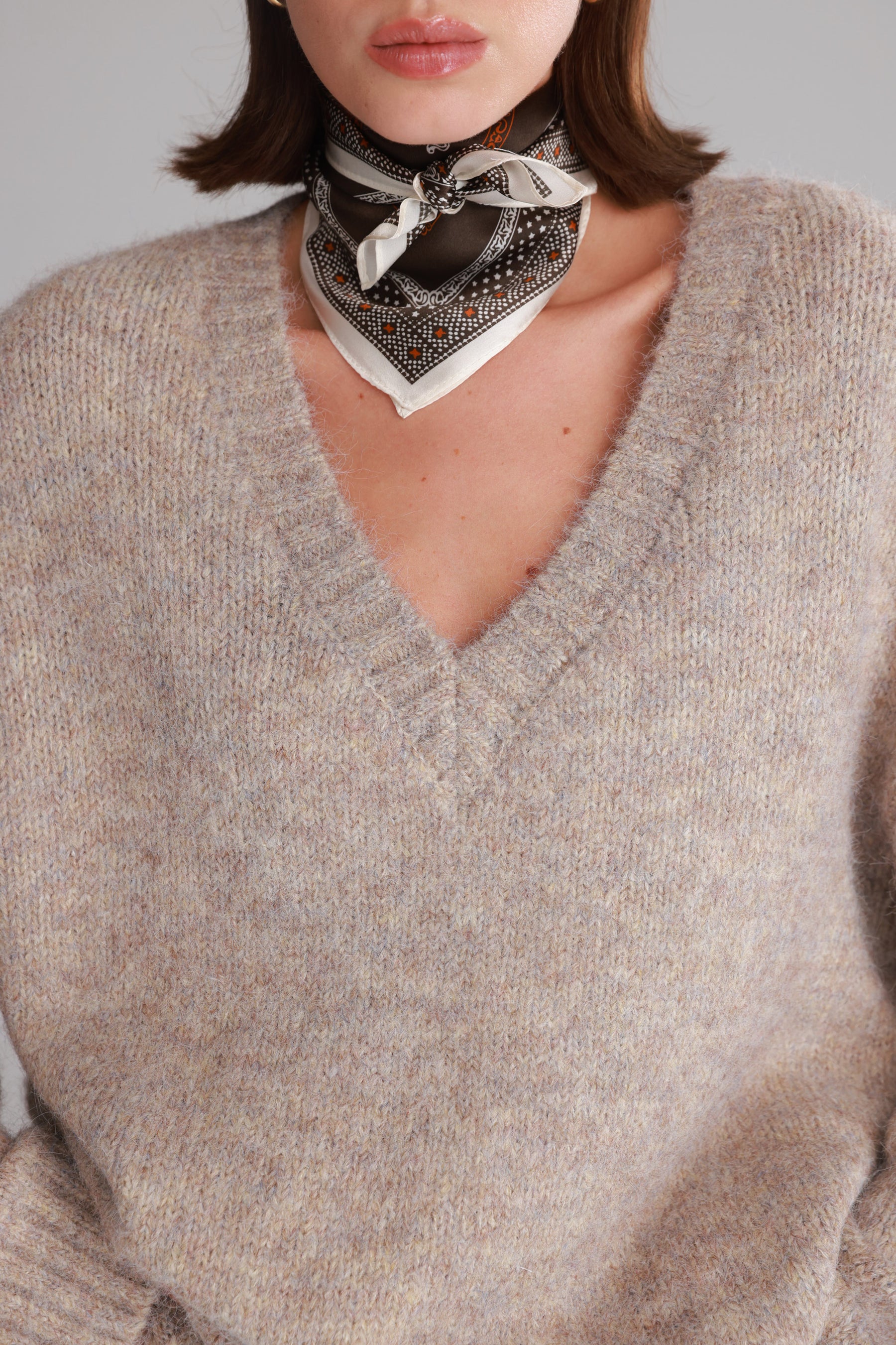 סוודר סאלי בז'