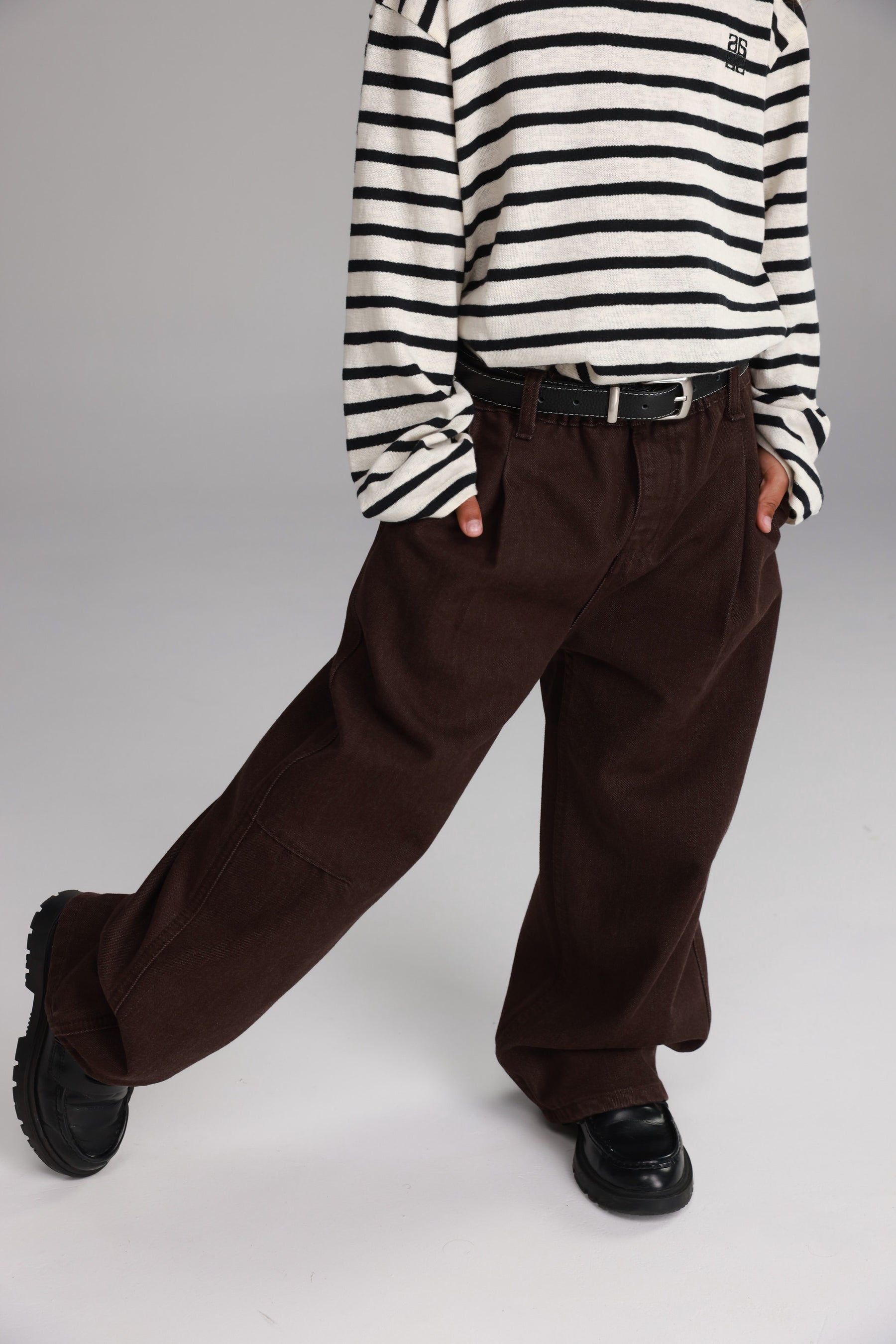 ג'ינס קוניל בורדו