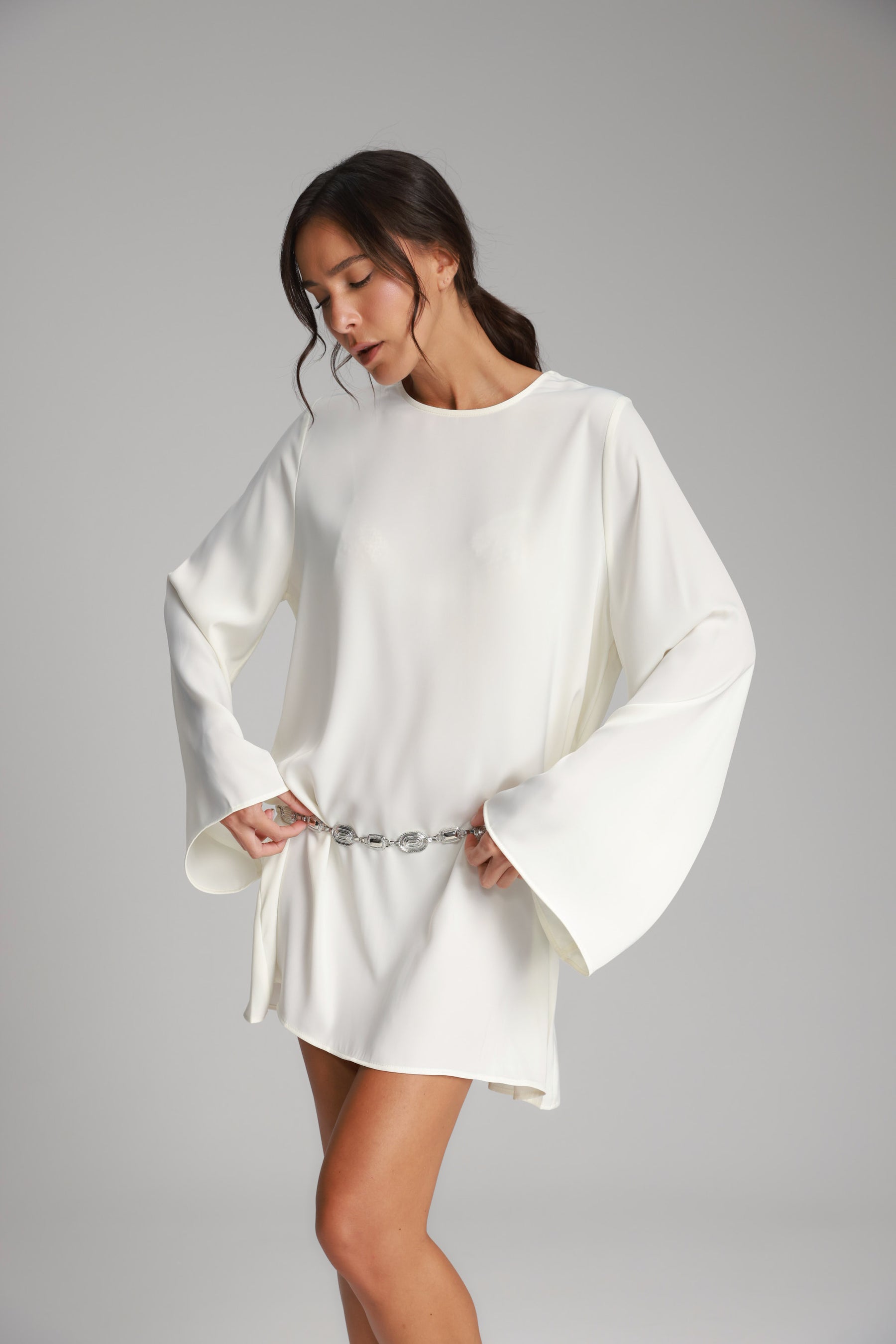 שמלת אודרי שמנת