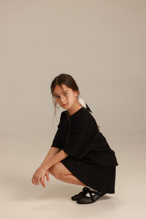 שמלת ארניקה שחורה