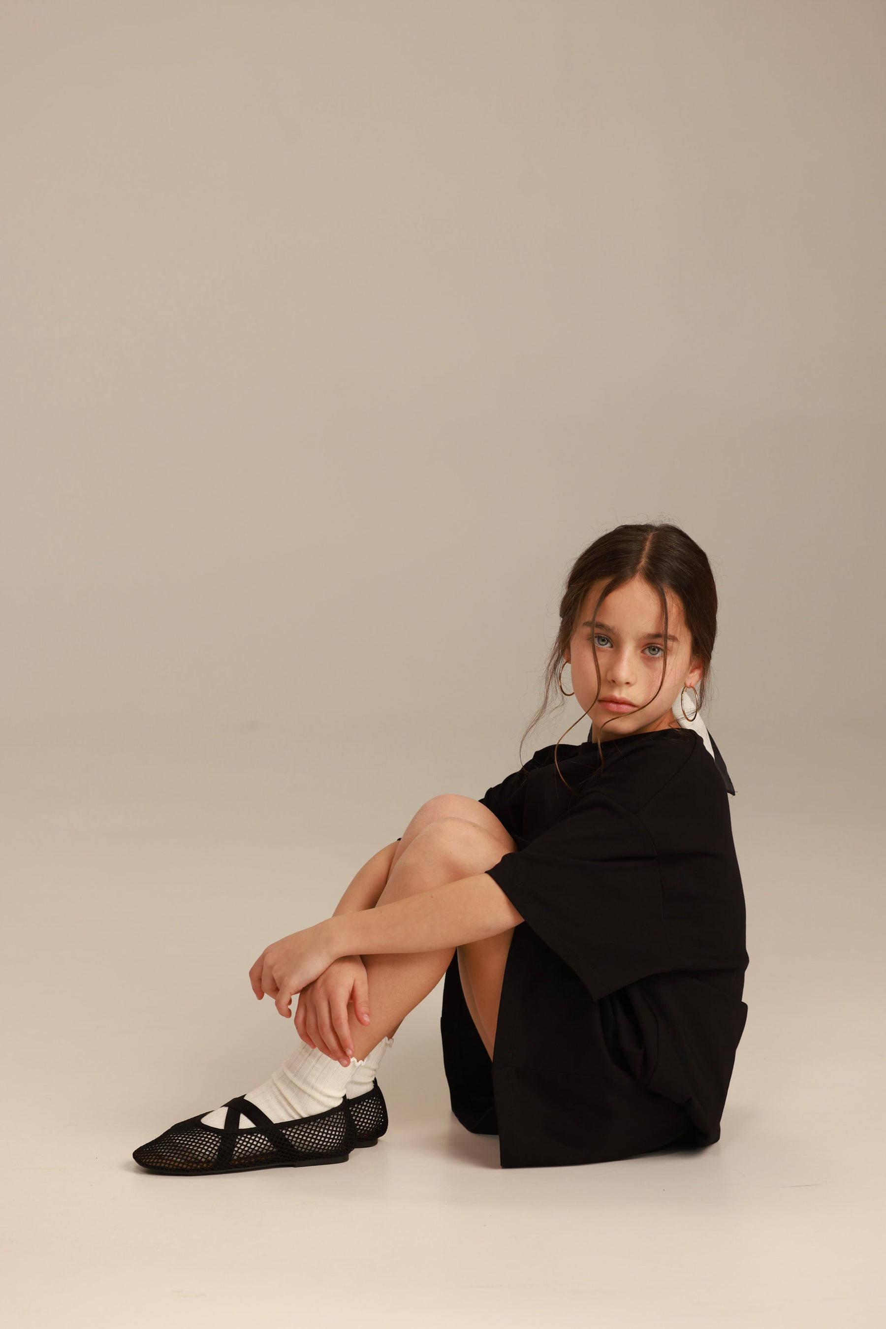 שמלת ארניקה שחורה