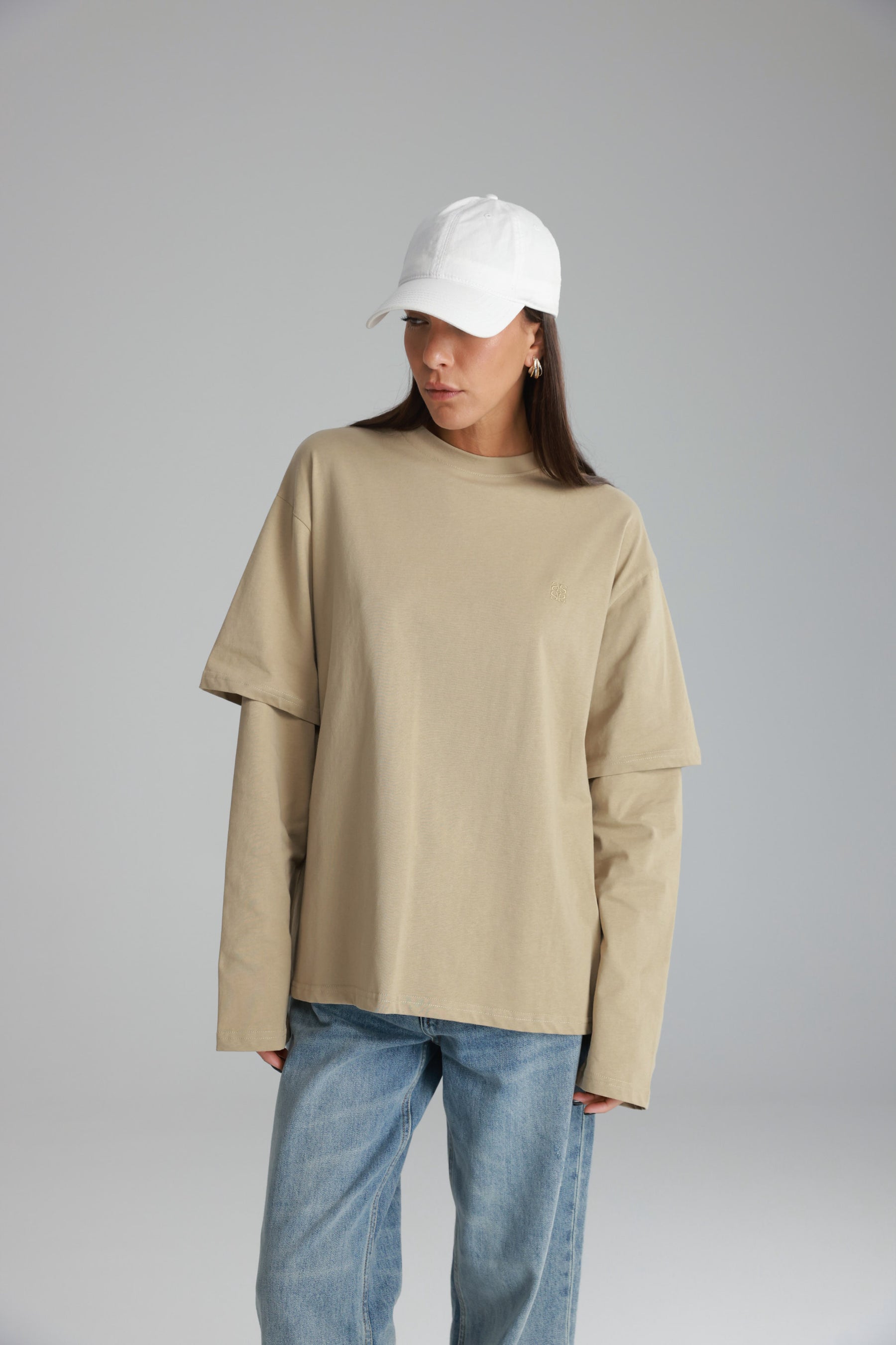 חולצת ולנטינה בז'