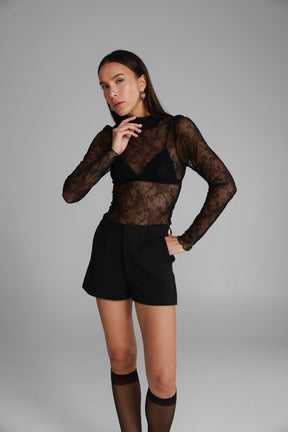 מכנסי הנרי קצרים שחורים