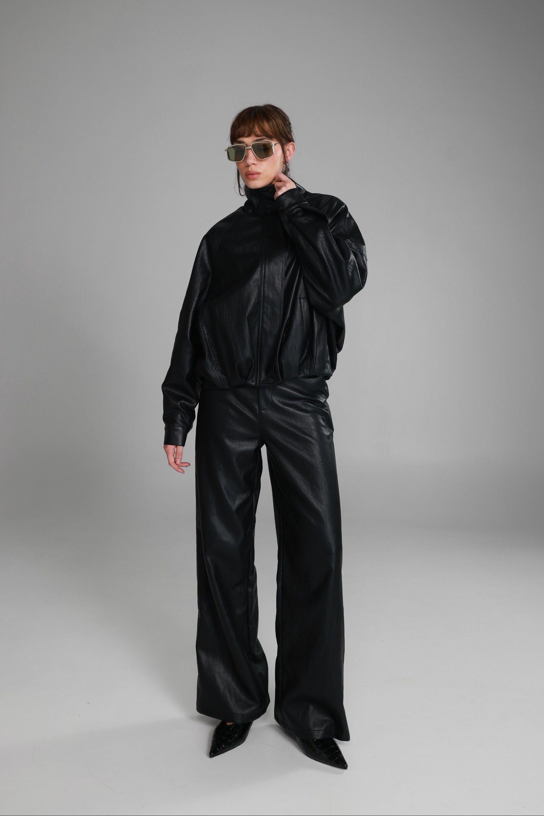 מכנסי ג'וליה דמוי עור שחורים