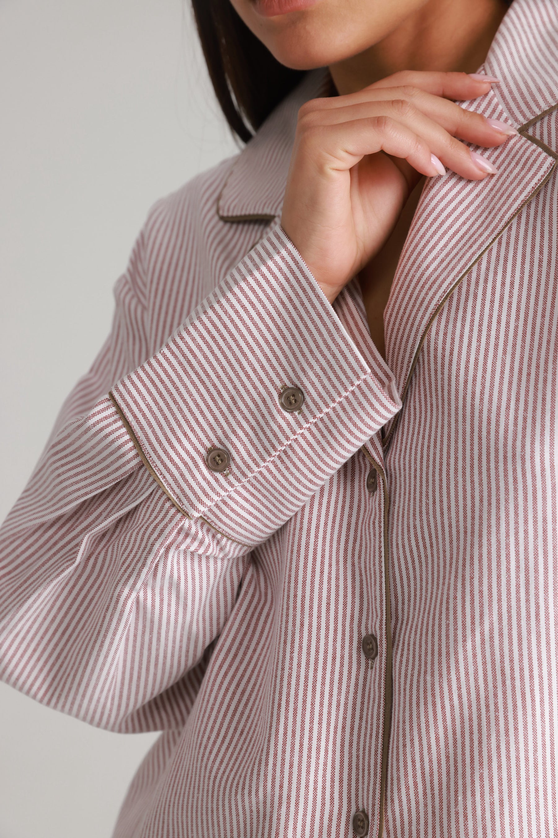 חולצת בלנקה מכופתרת בורדו