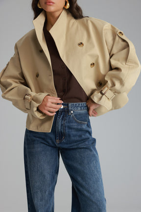 טרנץ' אנני בלונד