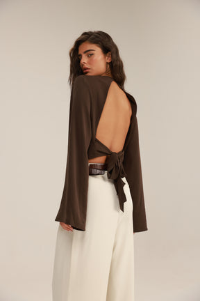 חולצת מלני חומה