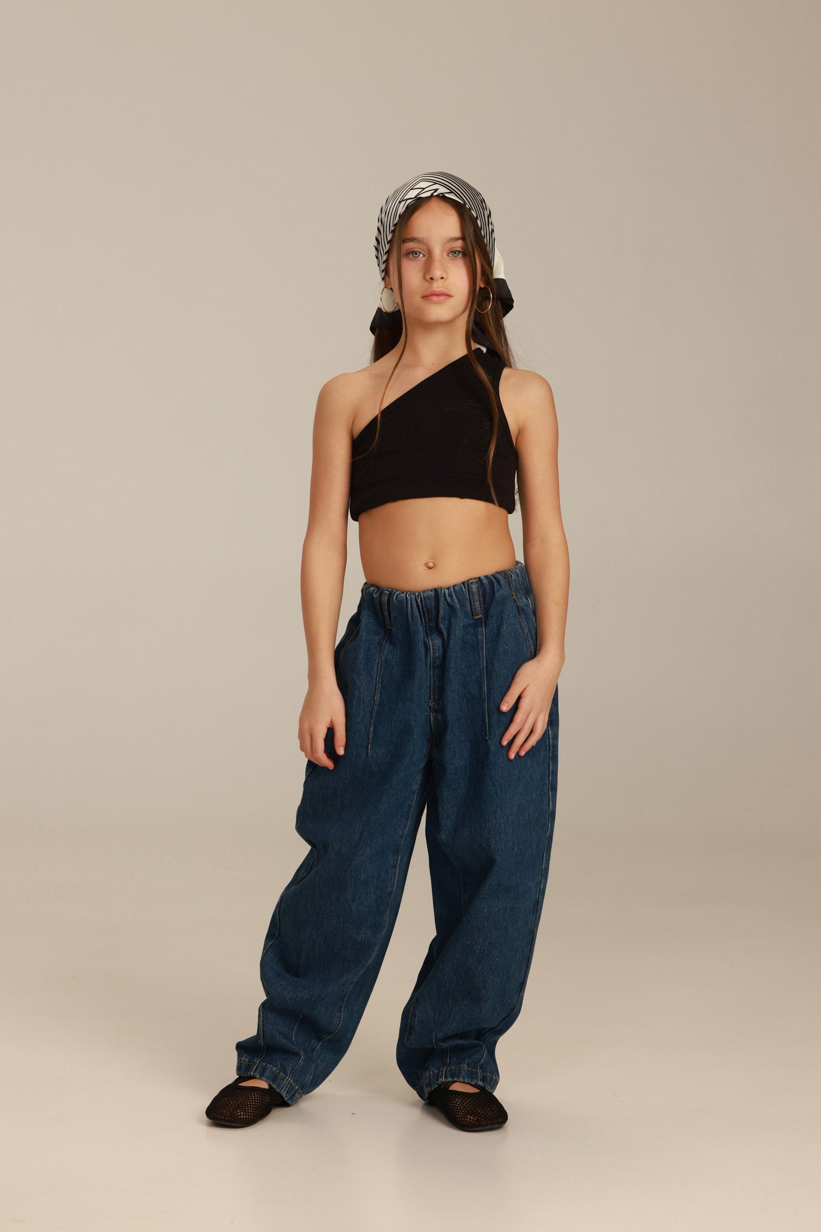 גופיית פרינס שחורה