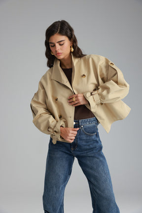 טרנץ' אנני בלונד