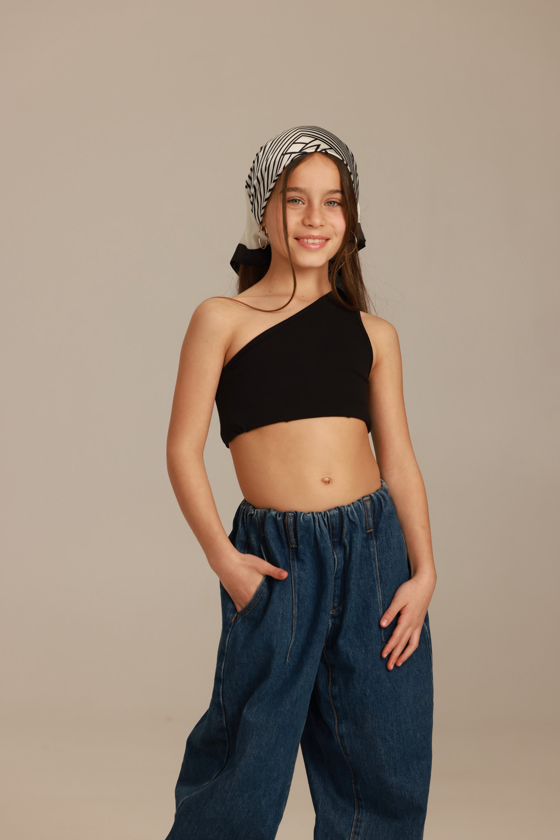 גופיית פרינס שחורה