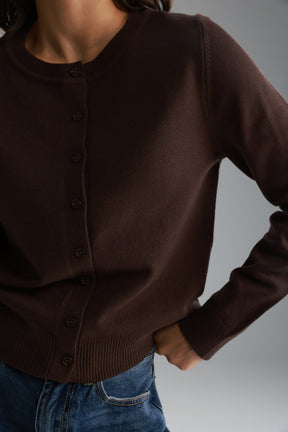 סריג אולי חום כהה